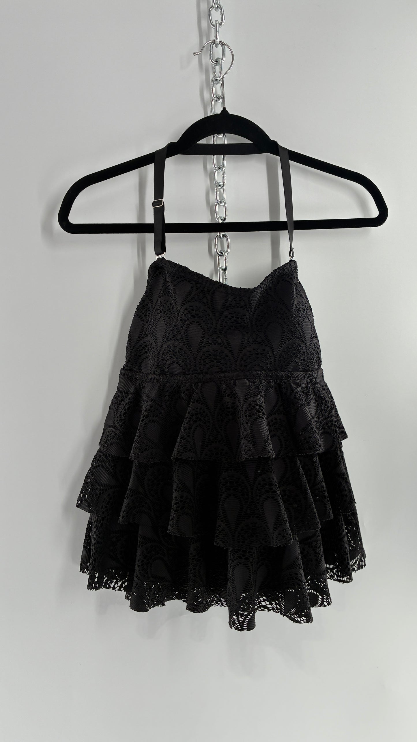 Vintage ISLAND ESCAPE Black Ruffled Heavy Lace Sleeveless with Built in Bra (10)
