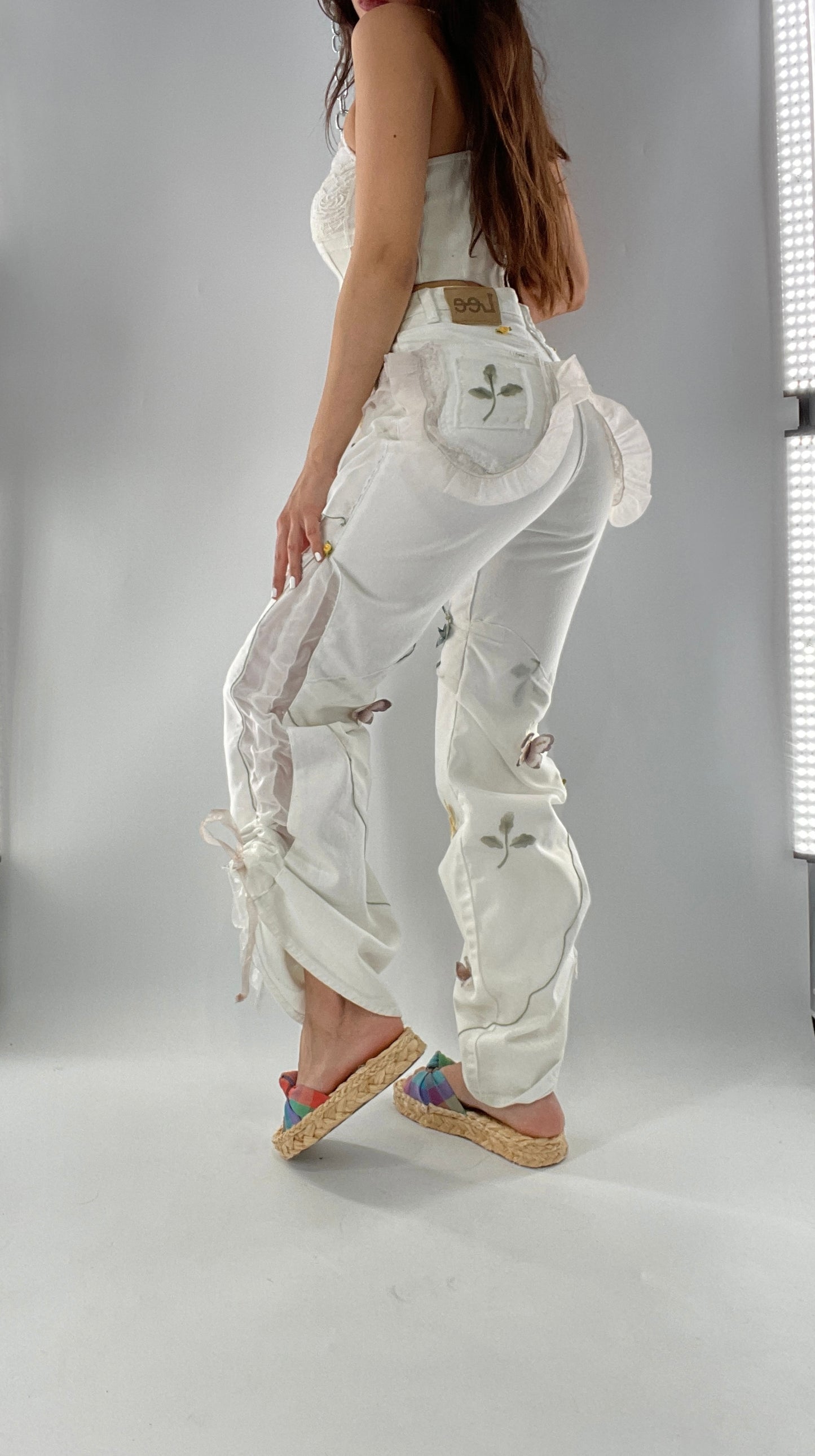 Remade Upcycled Lee White Jeans with Drawstring Adjustable Length, Lace Trim Pockets, Embroidery and Appliqué Details (27)