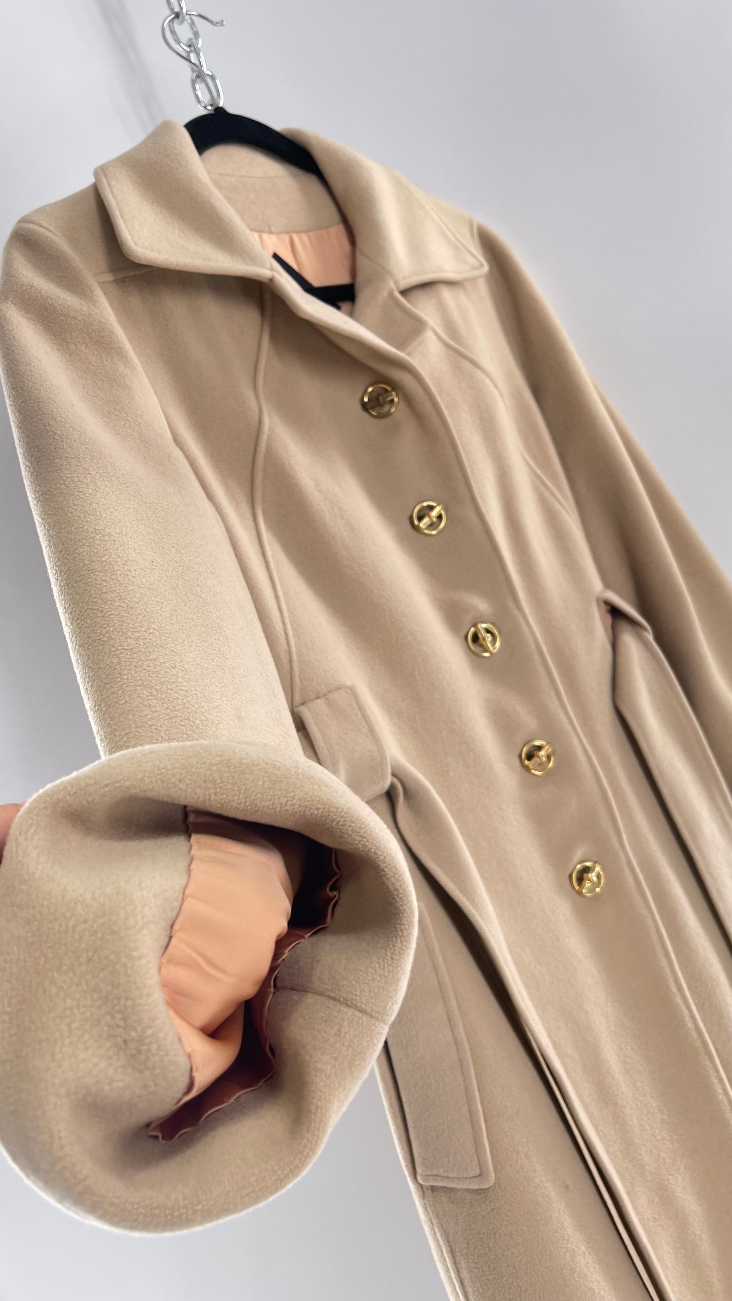 Vintage 100% Amicale Cashmere Beige Cream Coat with Apricot Satin Lining (C) (S/M)
