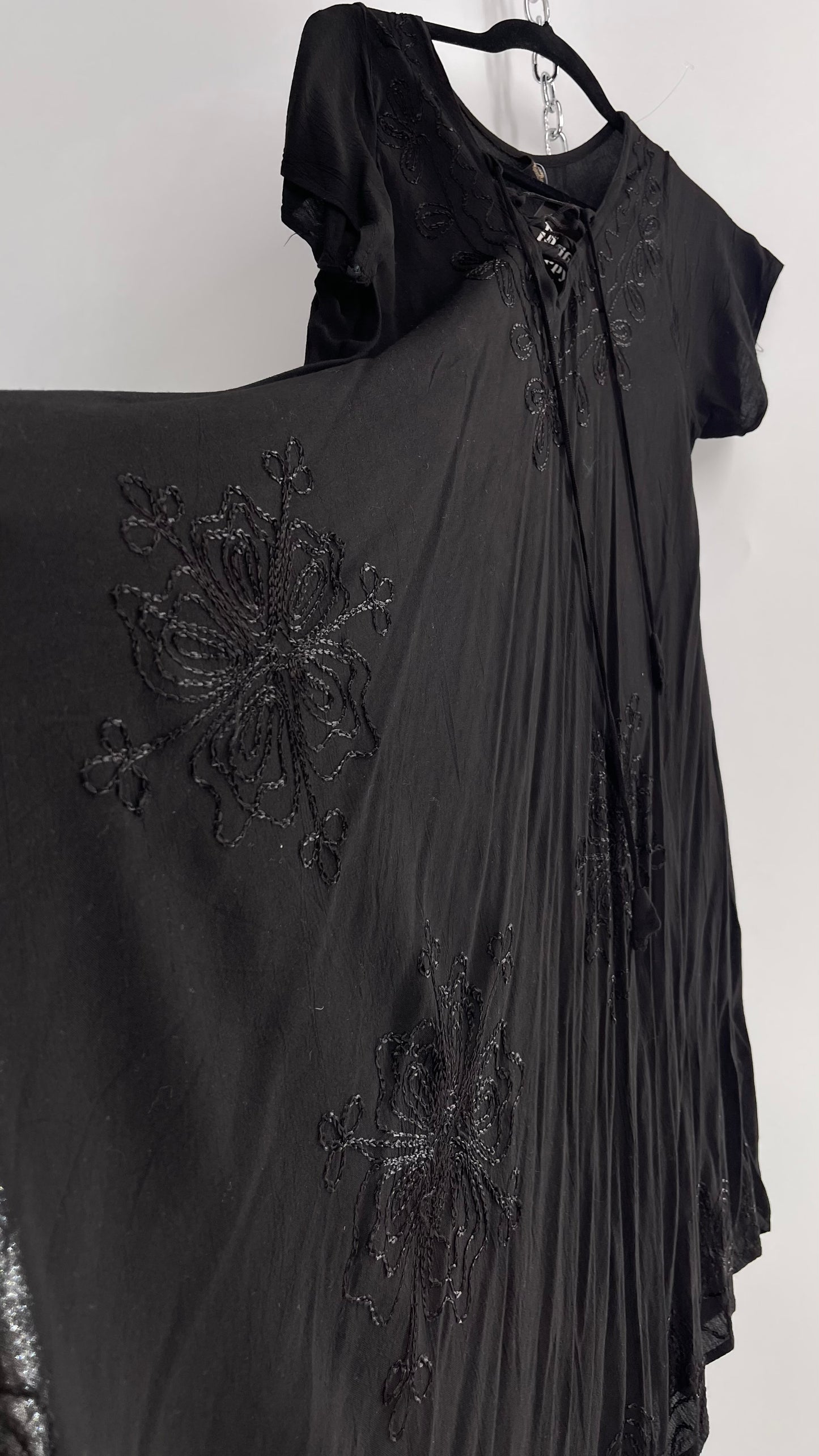 Vintage Voluminous Black Embroidered Goth Fairy Dress (Medium)