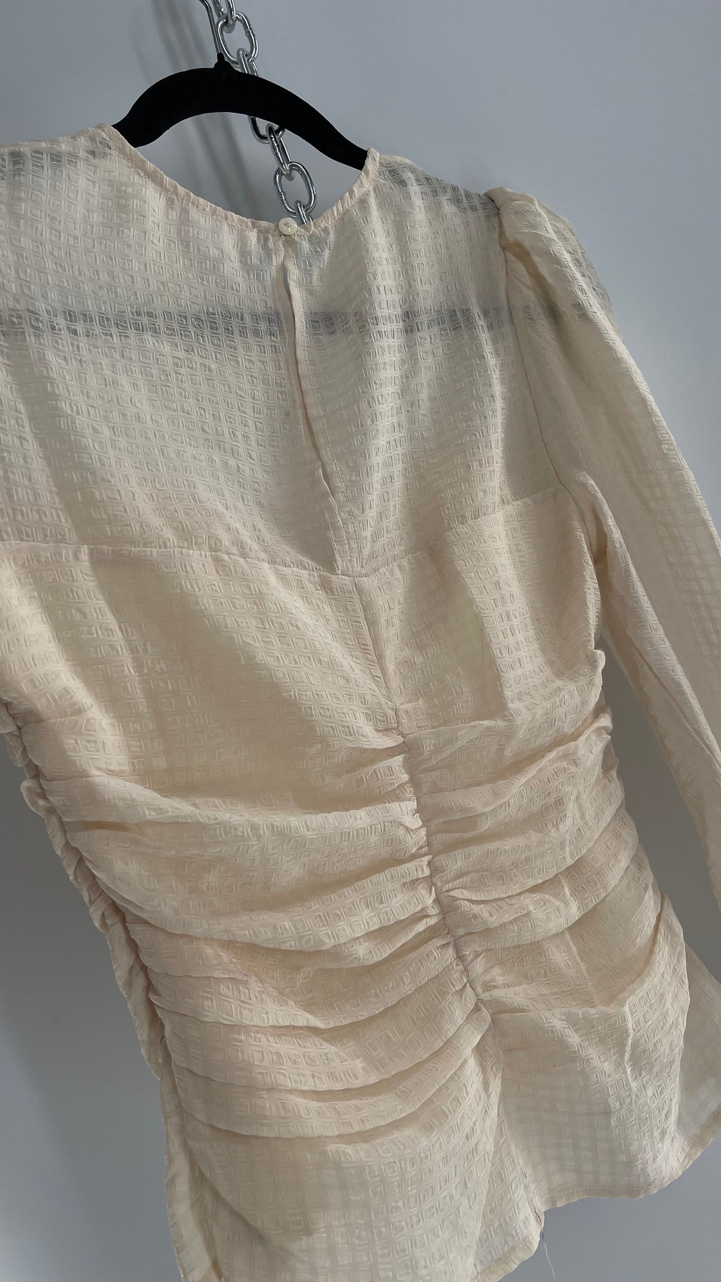 ASTR Off White, Cream Ruched Bodice Blouse (Small)