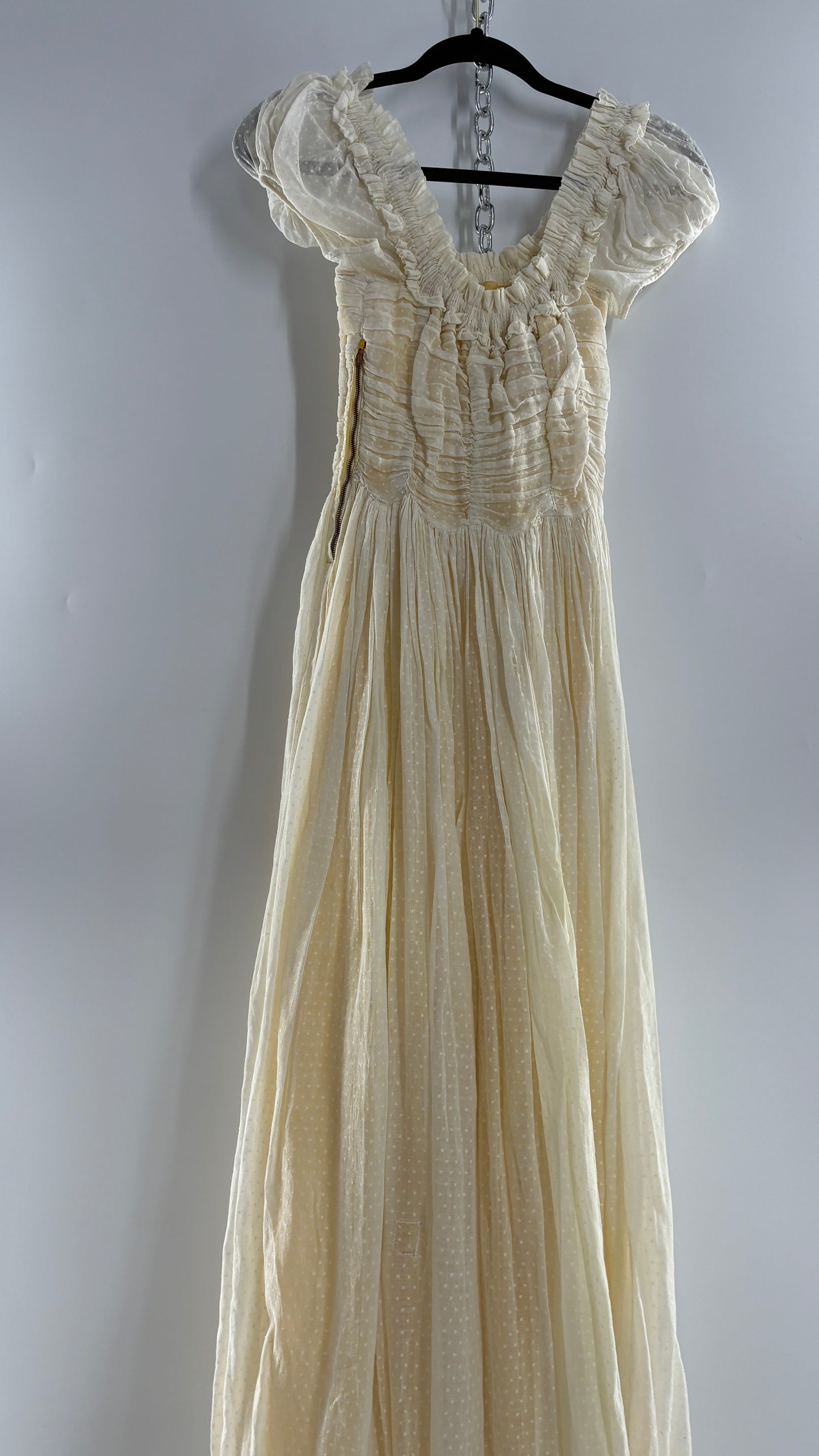 Vintage 1970s Off White Cotton Handmade Maxi Dress with Ruched Bodice, Puff Sleeves, and Polka Dot Texture (XS/S)