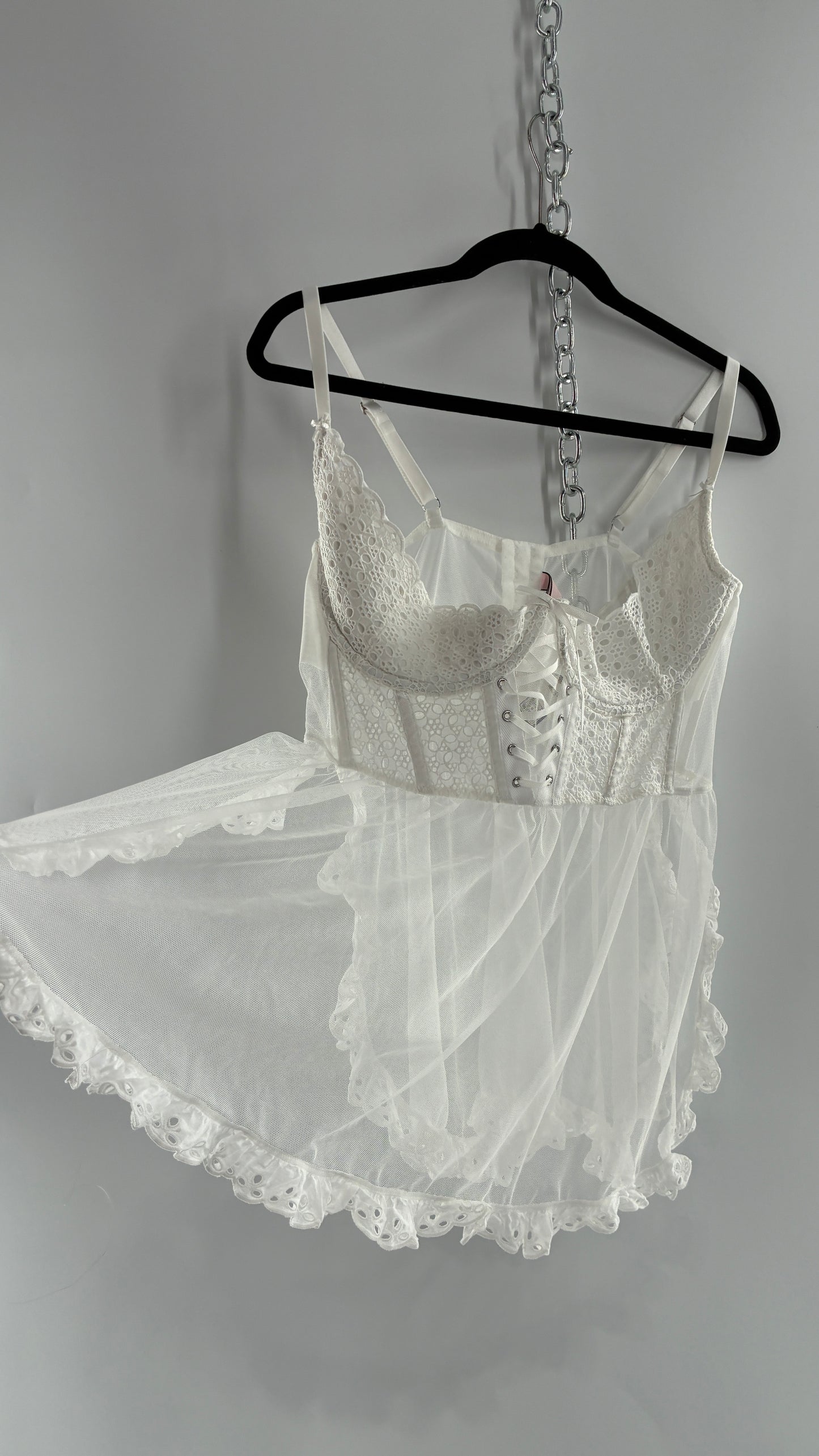 Vintage VICTORIA’S SECRET White Eyelet Lace Bustier with Mesh Skirt (XXL)