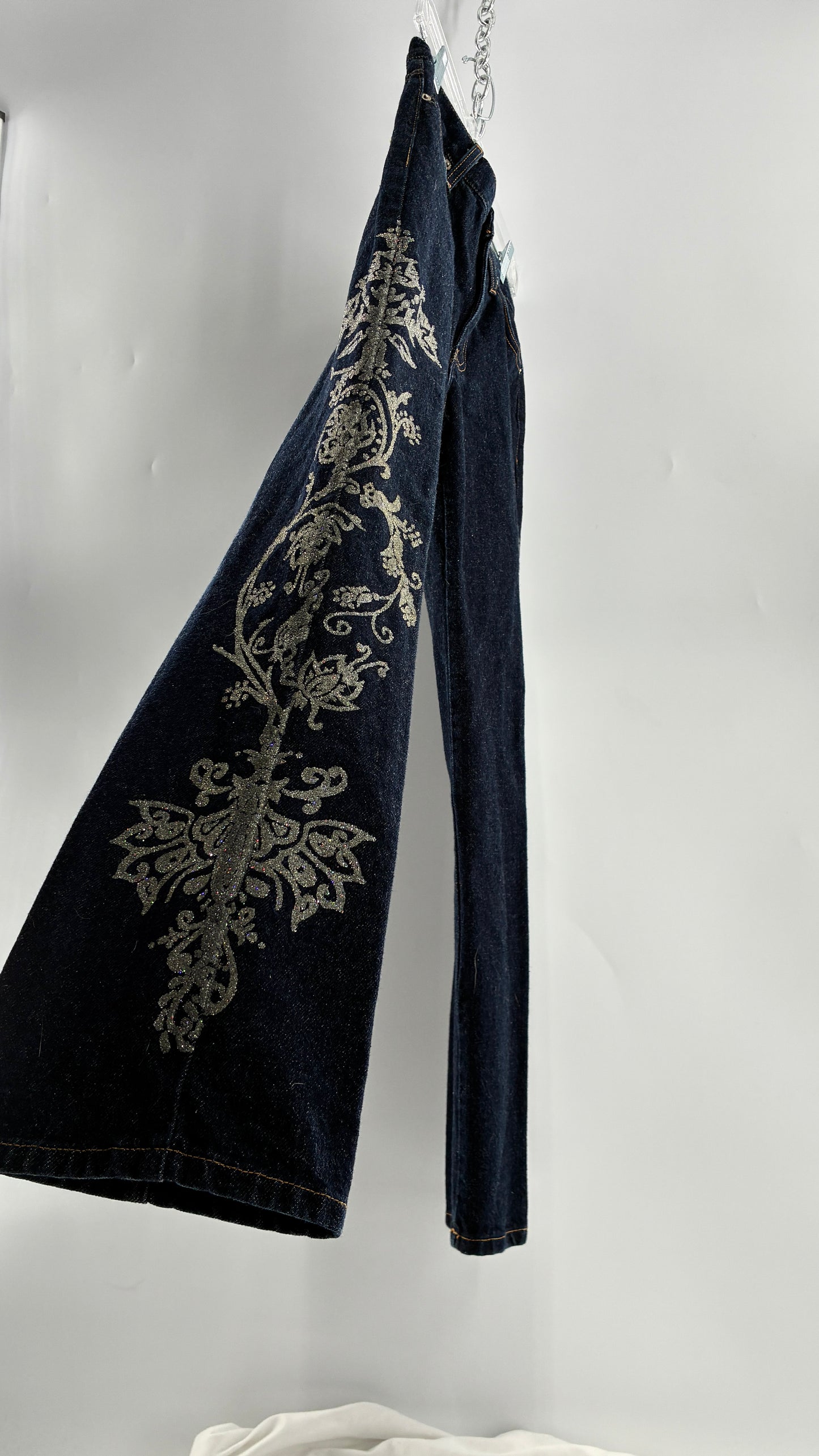 Vintage EXPRESS JEANS Dark Wash with Iridescent, Embellished, Textured Design Running Down Pant Leg (3/4)