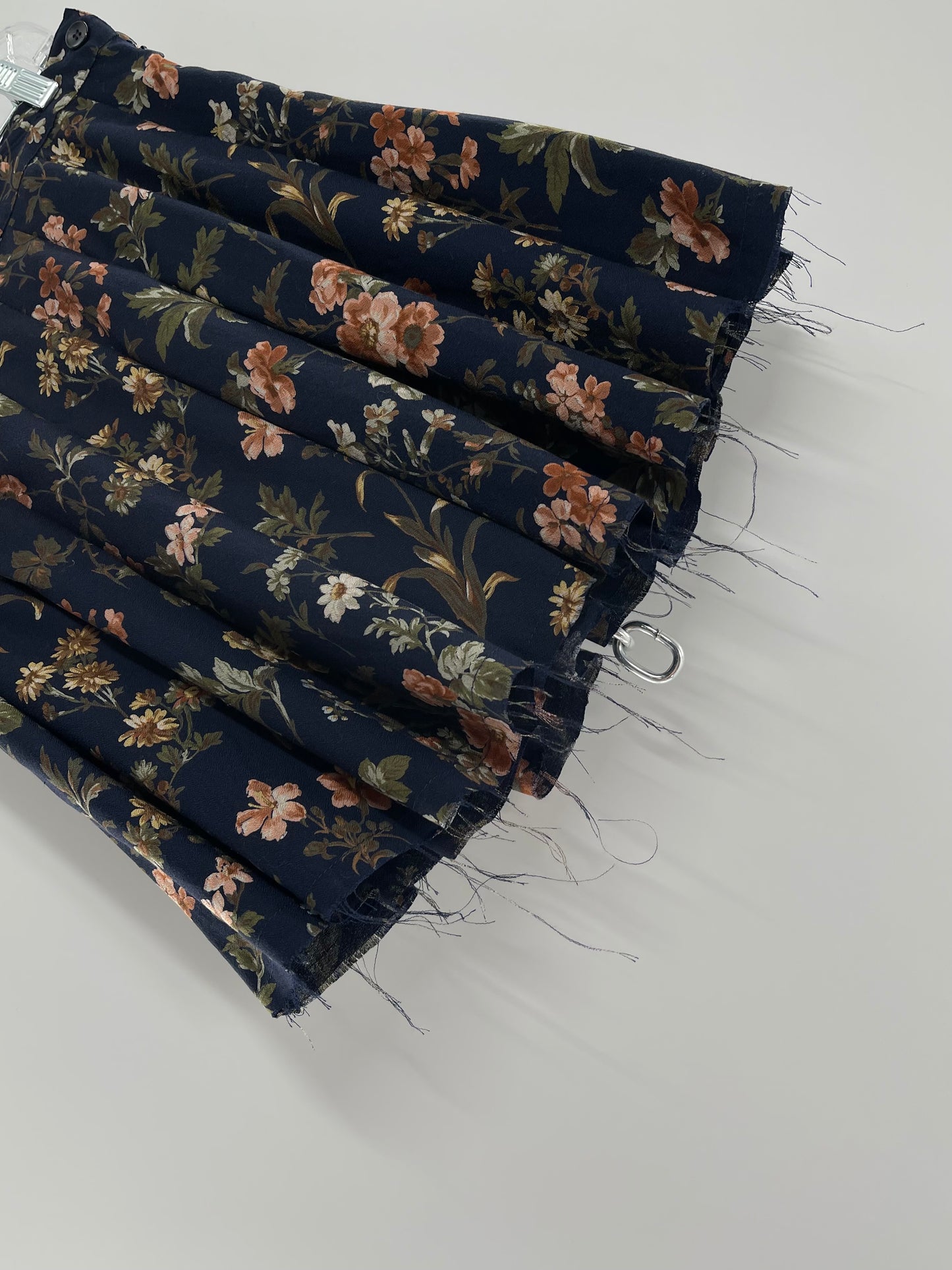 Urban Outfitters Upcycled Renewal Vintage Floral Distressed Pleated Mini Skirt (S)