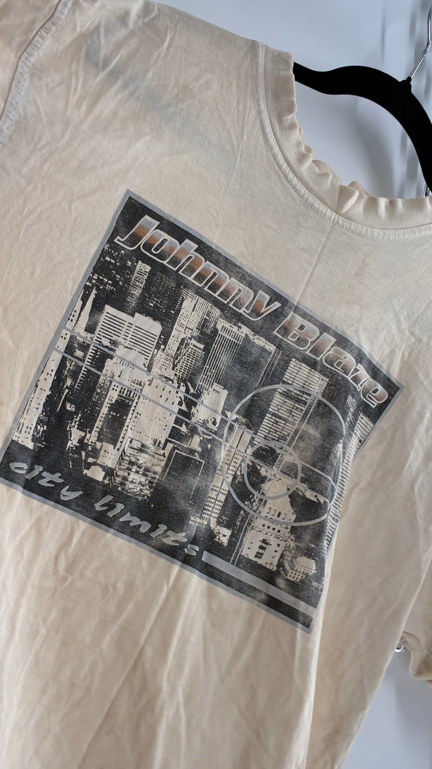 Vintage JOHNNY BLAZE Distressed, Rugged Graphic T Shirt (L)