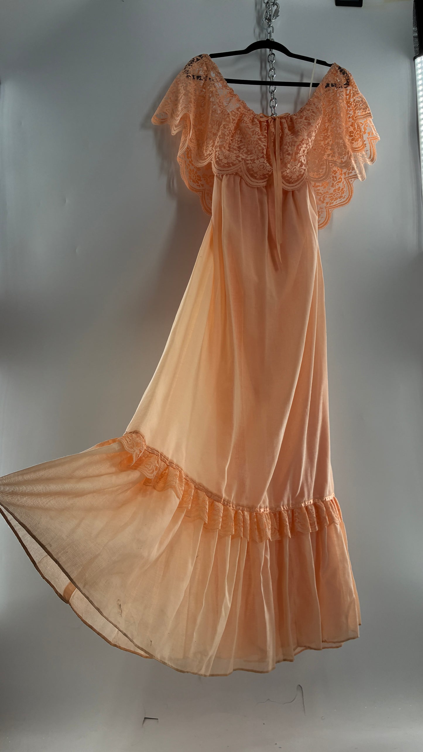 Vintage 1960s Ruffled Off the Shoulder Peach Full Length Voluminous Gown with Tie Back (9/10)