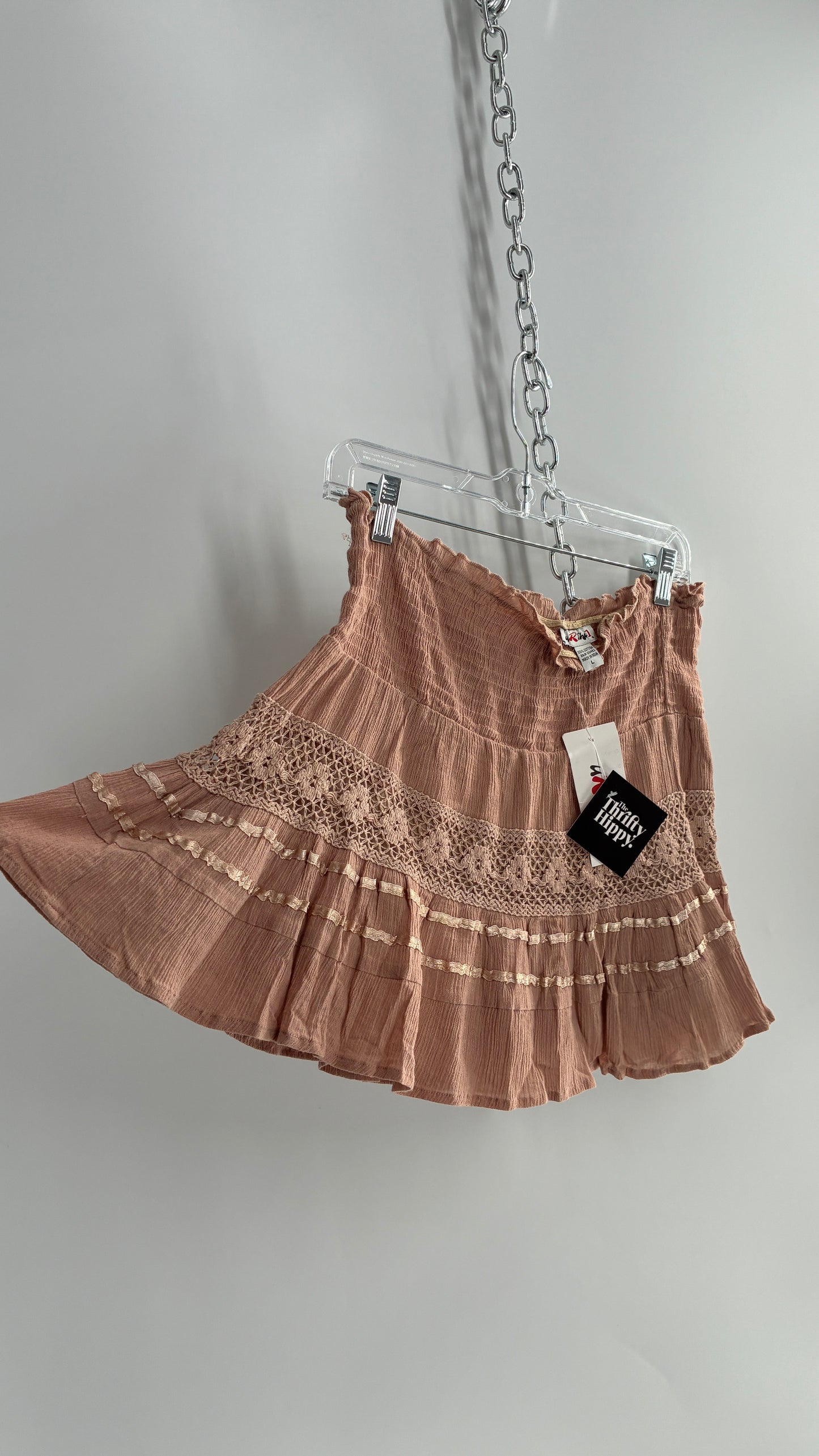 Vintage URthe1 Tan Satin Ribbon and Crochet Lace Mini Skirt (Large)