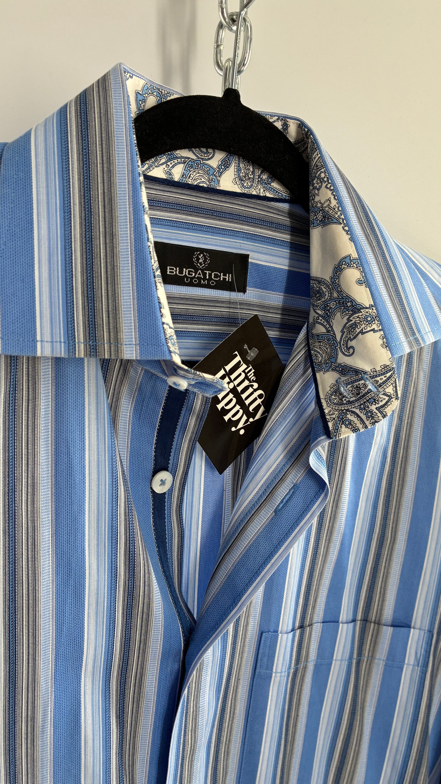 Vintage 1990s Bugatchi Men’s Blue Striped Button Up with Paisley Cuffs (Large)