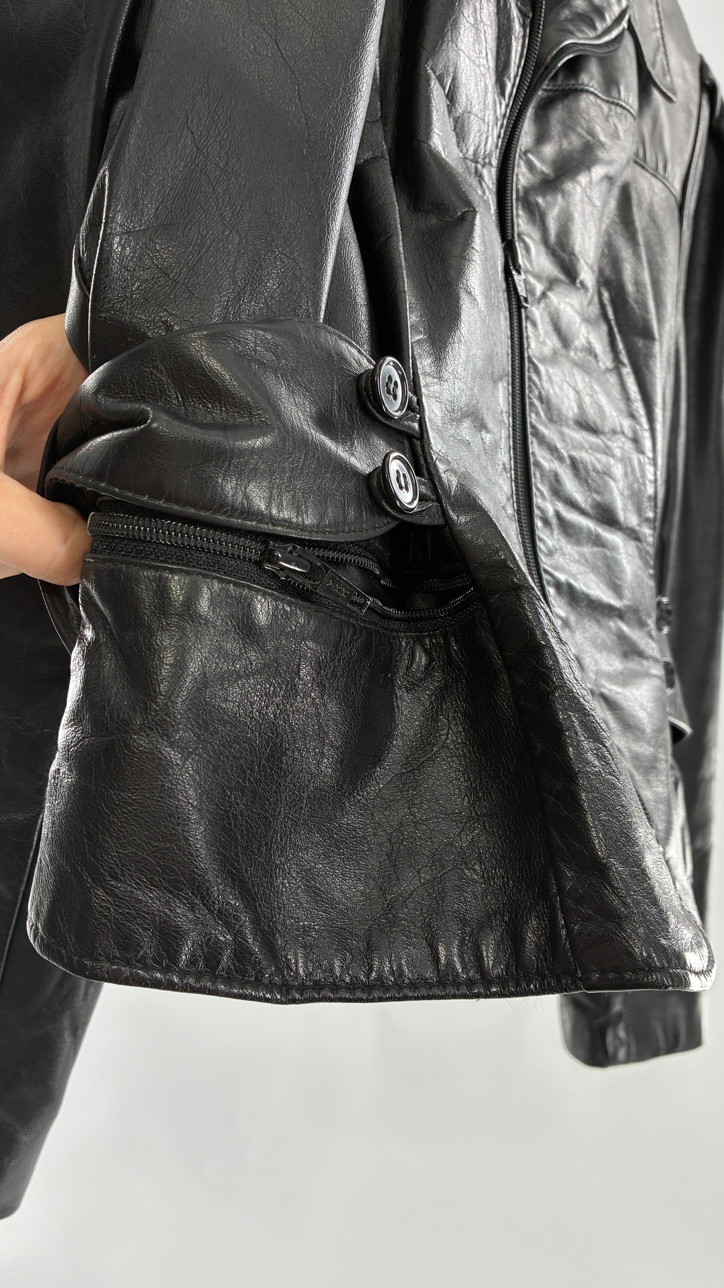 Vintage FIDELITY LEATHERS Cropped and Collared Motorcycle Jacket (Small)