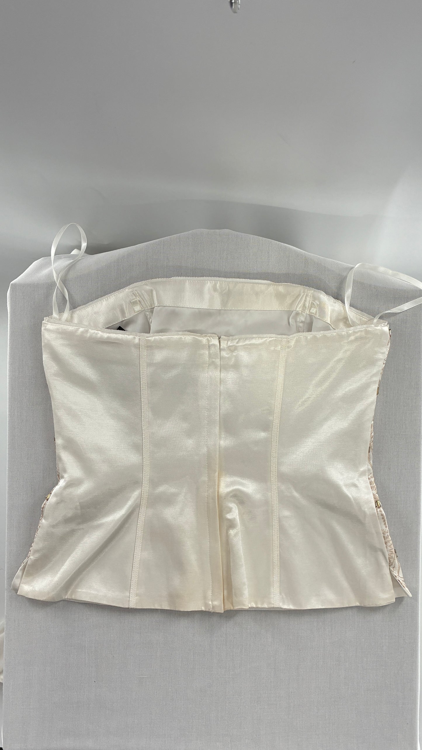 Vintage 1990s Corset White House Black Market Ivory Embroidered and Beaded Corset (6)
