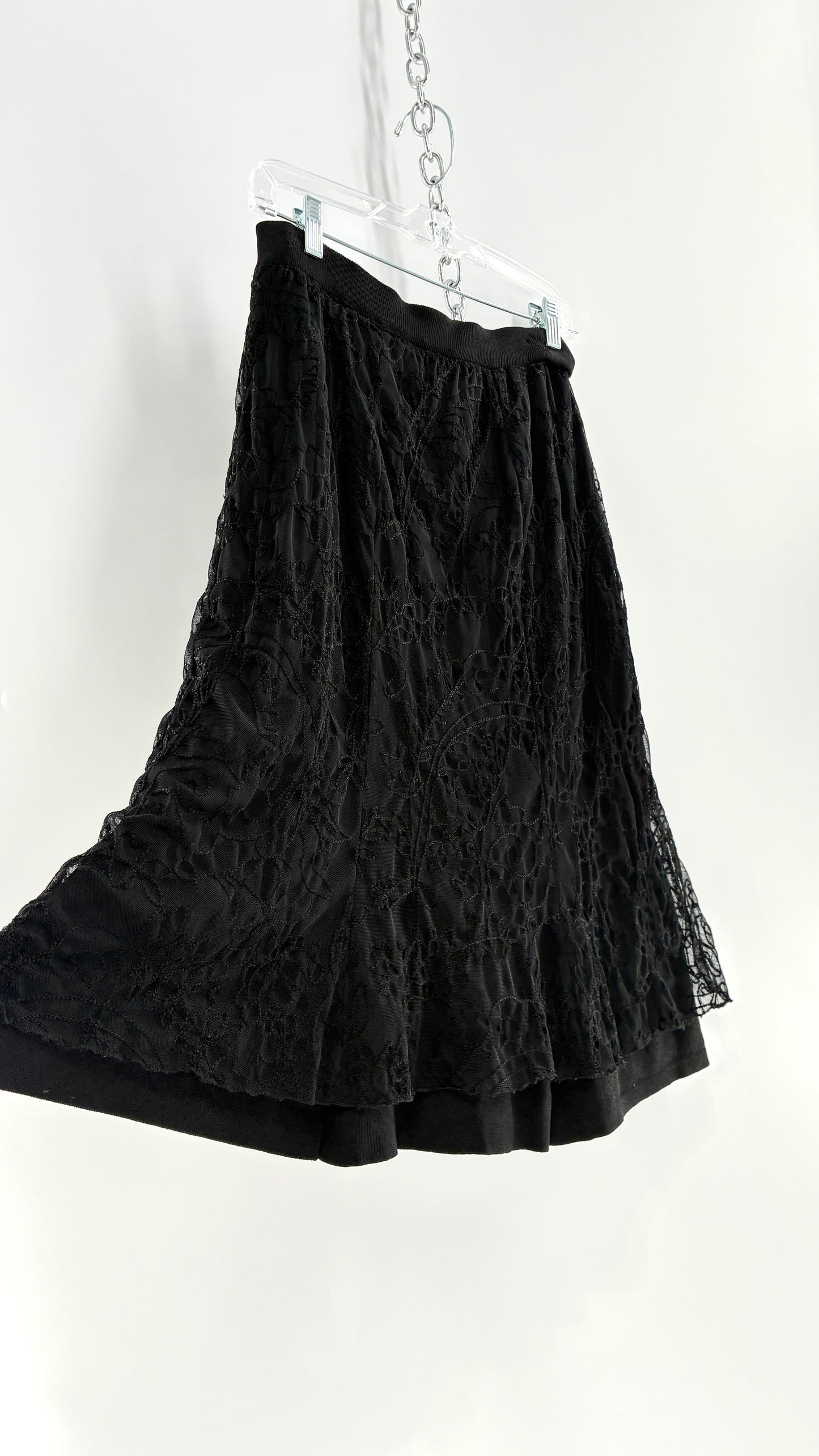Vintage DUÉ PER DUÉ Black Heavy Knit Skirt with Lace Overlay (Medium)