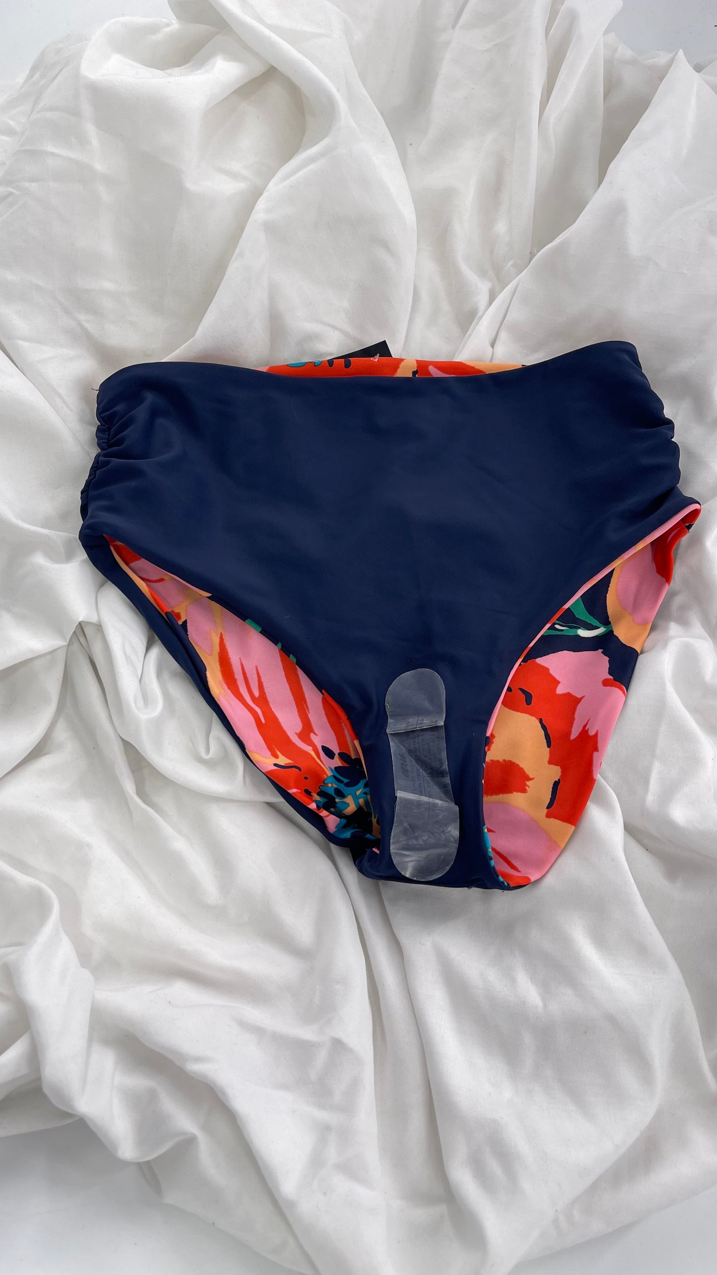 AERIE Reversible Navy Blue Mid Rise Full Coverage Floral Bottoms NWOT (Small)