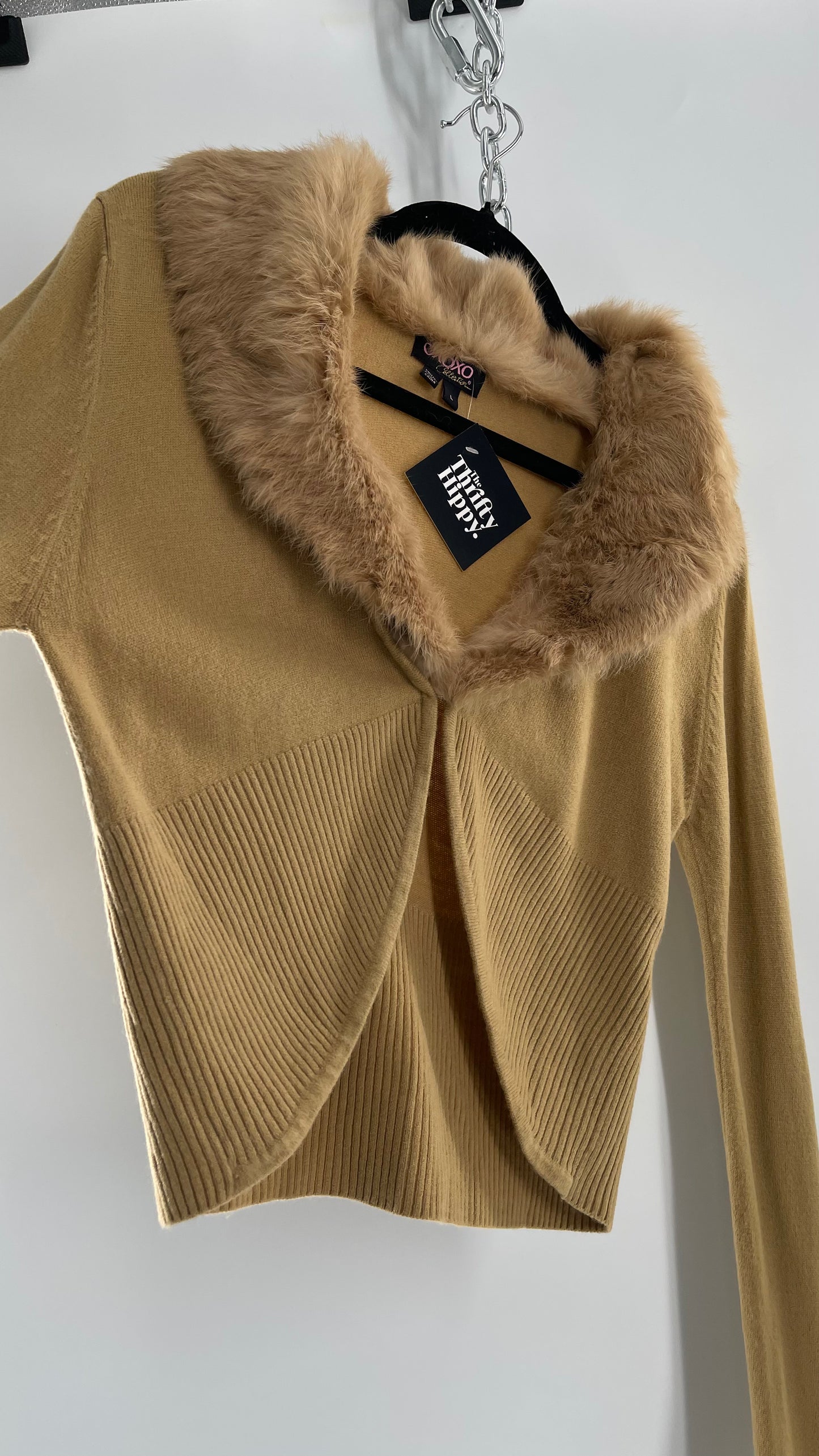 Vintage XOXO Tan Fasten Bust Cropped Cardigan Shrug with Genuine Rabbit Fur Exaggerated Collar (Large)