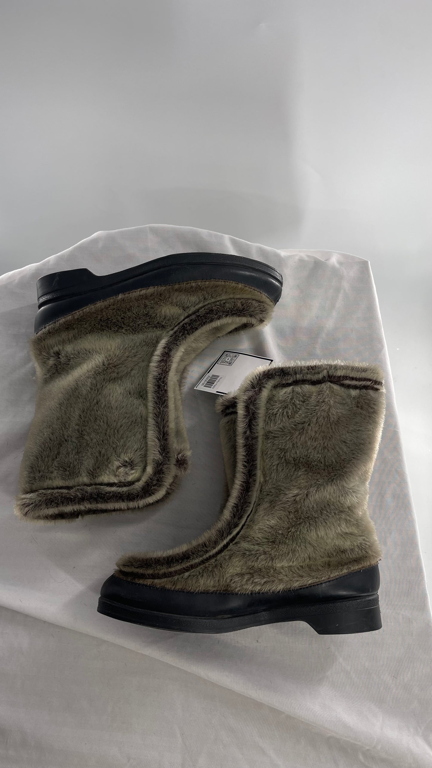 Vintage 1970s YODELERS Fur Boots (7)