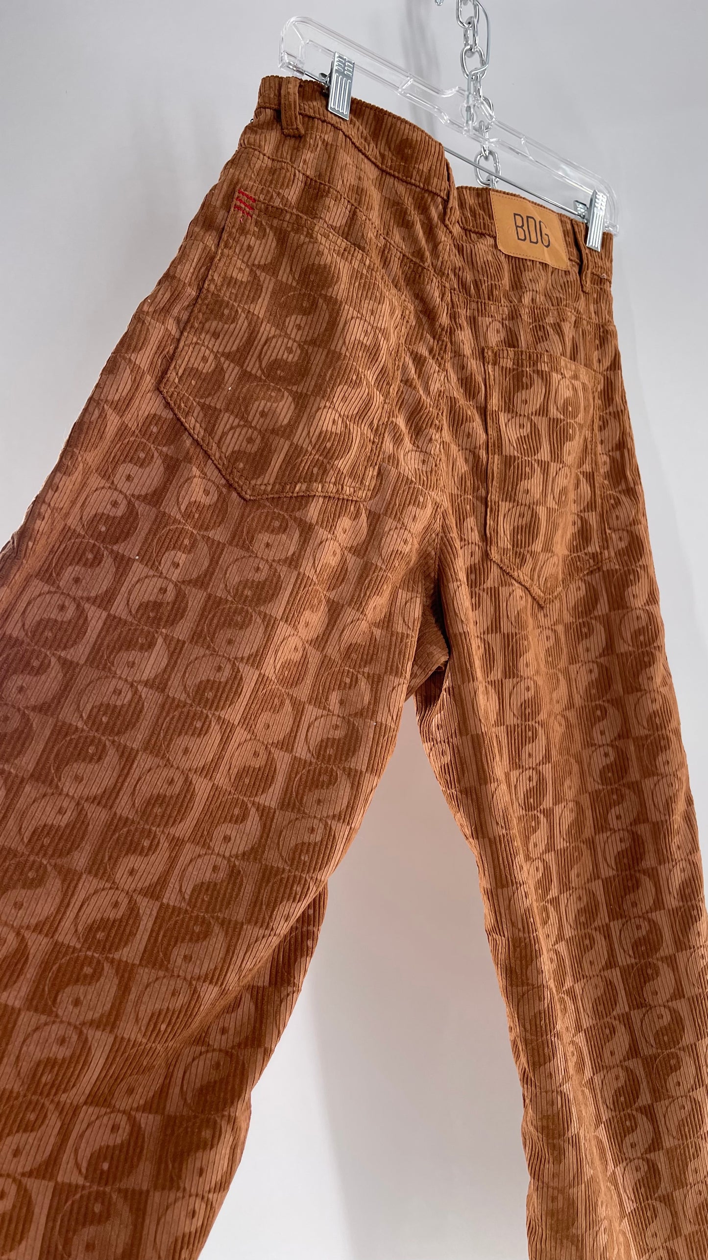 BDG Corduroy Checkered Ying Yang Straight Legs (28)