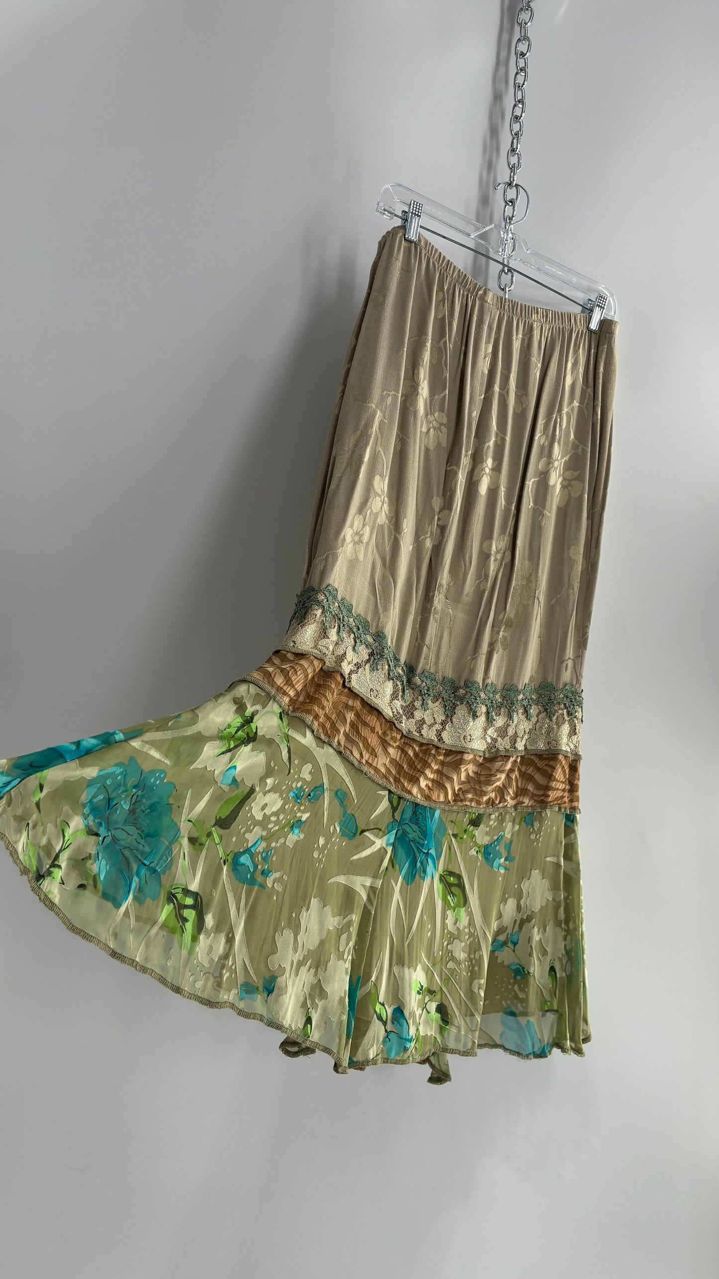 Vintage SPENCER ALEXIS Muted Green Full Skirt with Mixed Pattern Handkerchief Hem (Large)