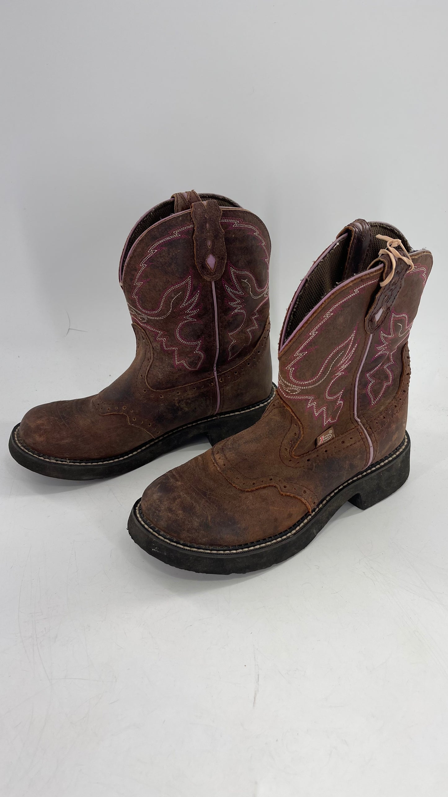 Justin Gypsy Edition Brown Leather Short Cowboy Boot with Pink Embroidery/Stitching (9)