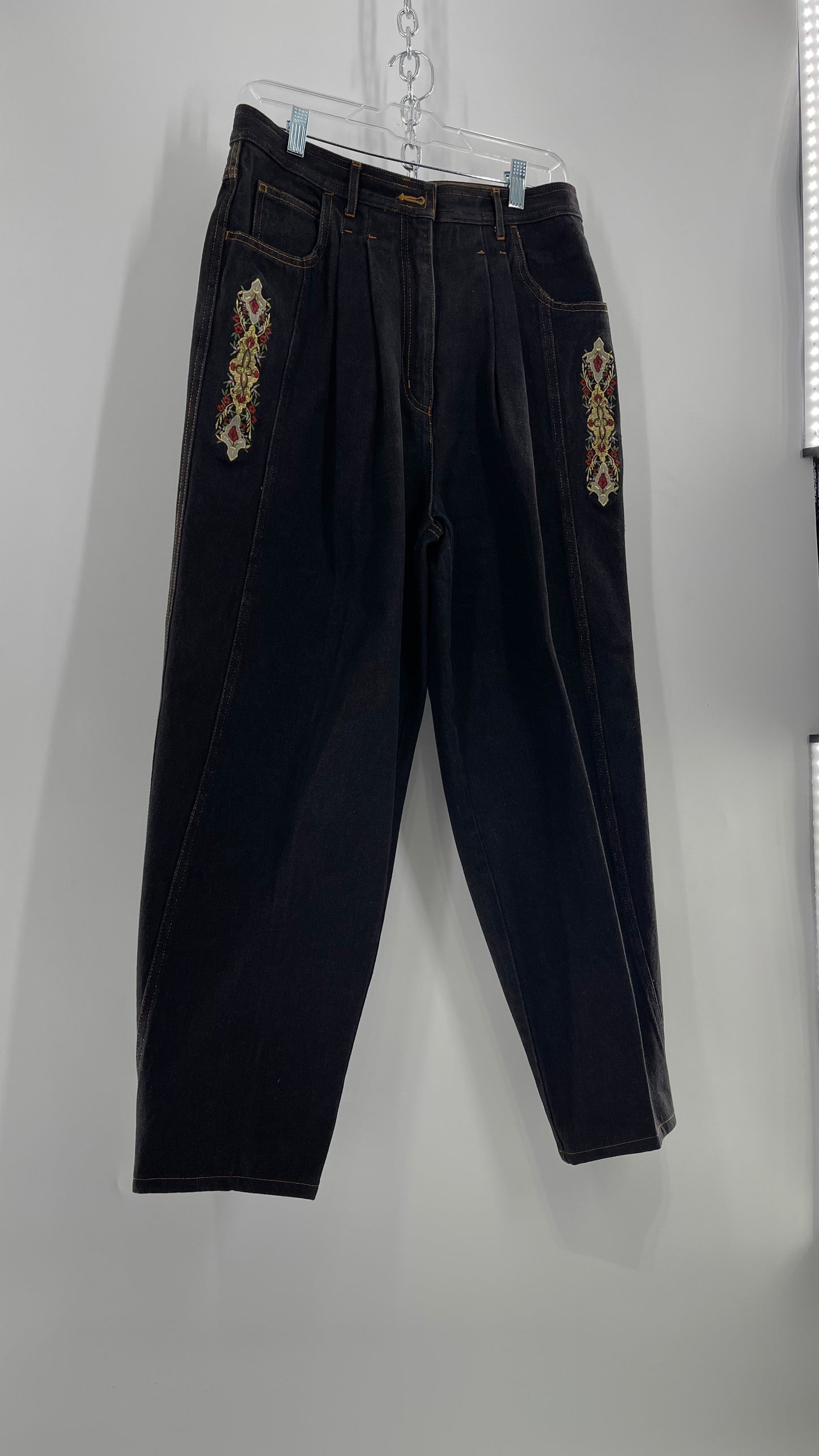 Vintage TOGETHER Basics Dark Gray 80s/90s Tapered, Pleated Waist Old School Embroidered Jeans (14)