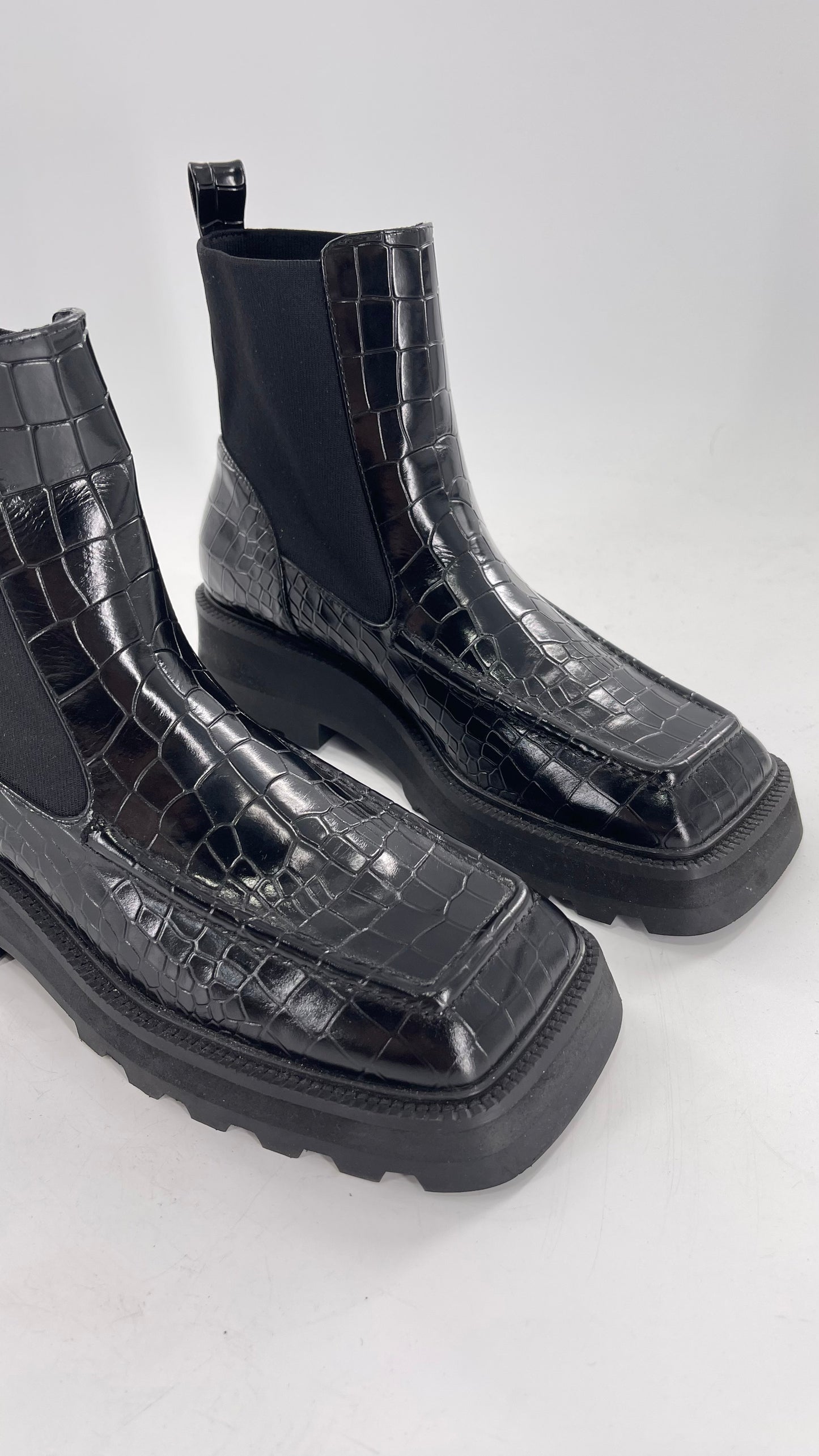 INTENTIONALLY Black Patent Crocodile Embossed Extreme Square Toe Boots (10)