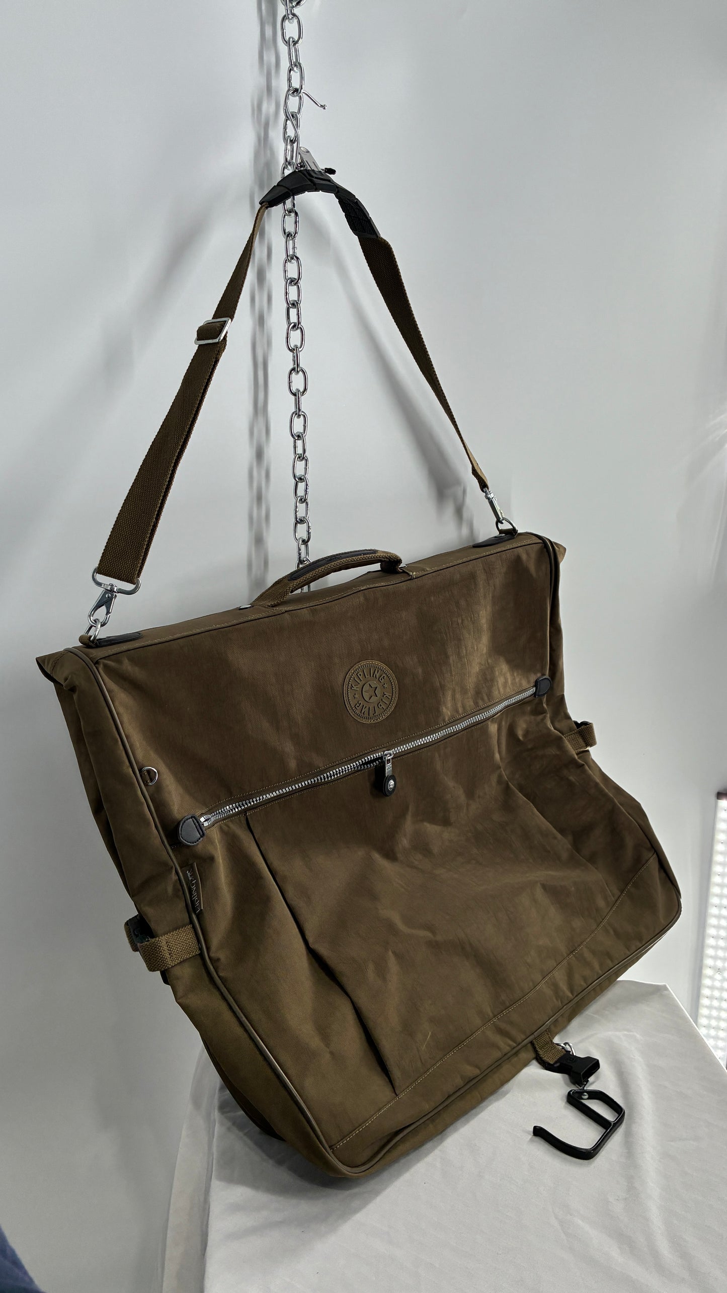 Vintage KIPLING Folding Travel Clothing Organizer Garment Bag