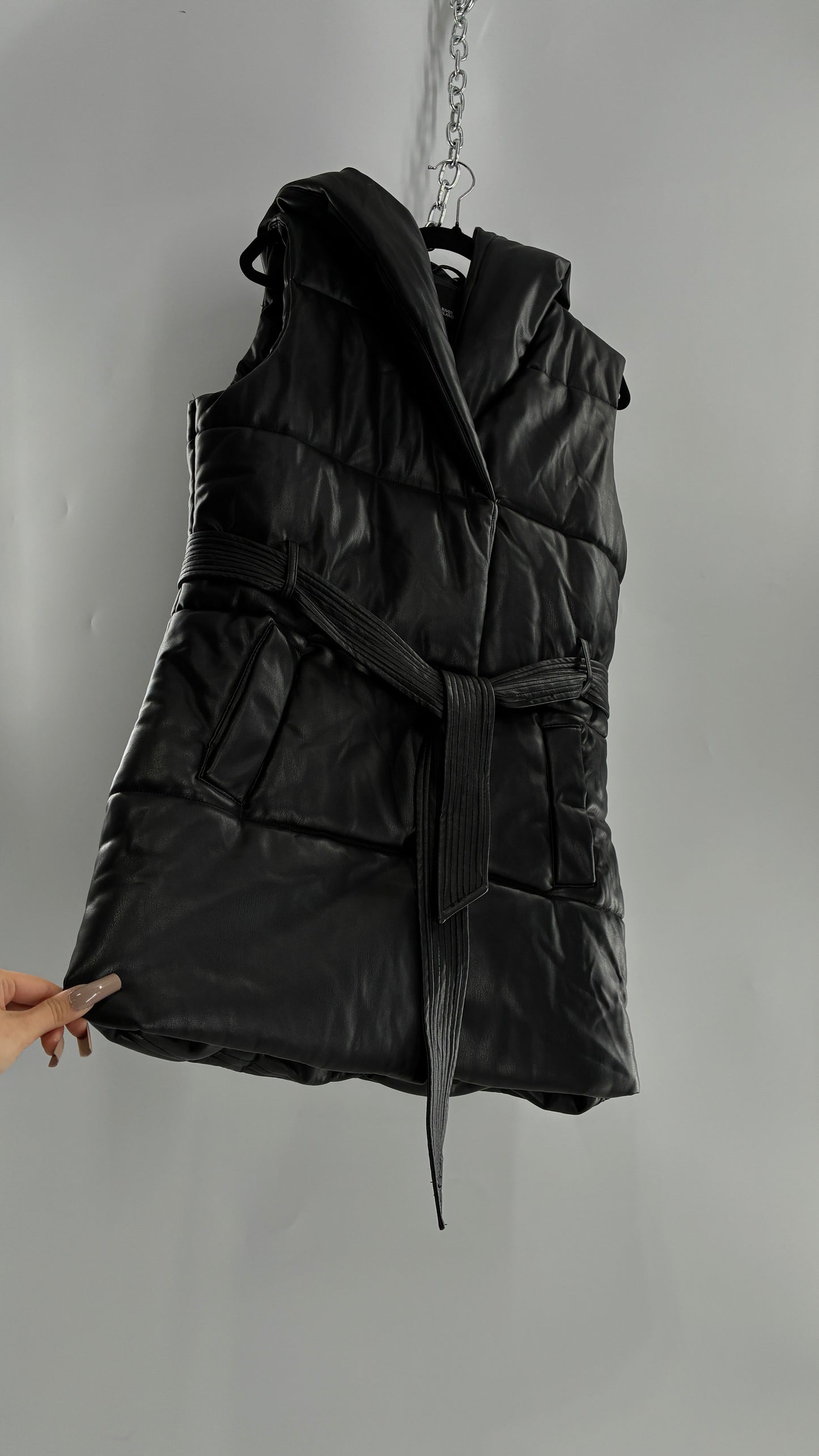 River Island Black Vegan Leather Puffer Style Sleeveless Vest (Small)
