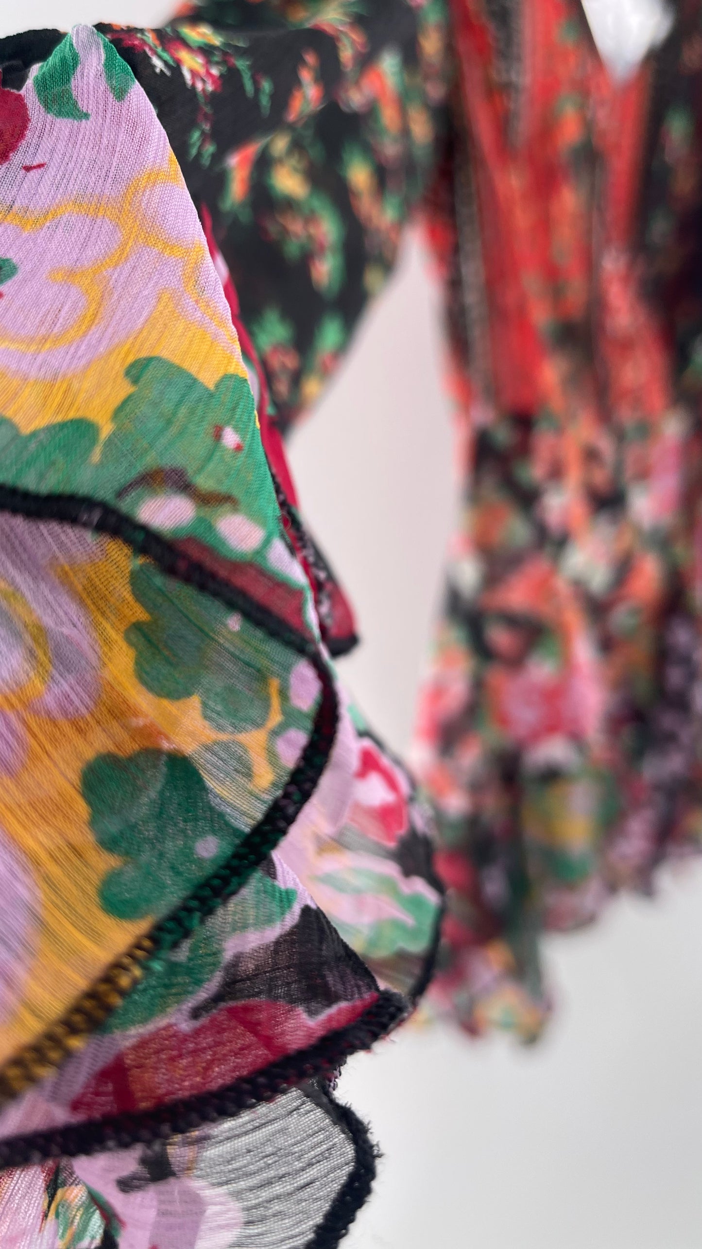 Free People Black Colorful Floral Tie Front Blouse with Ruffled Sleeves and Hem(XS)