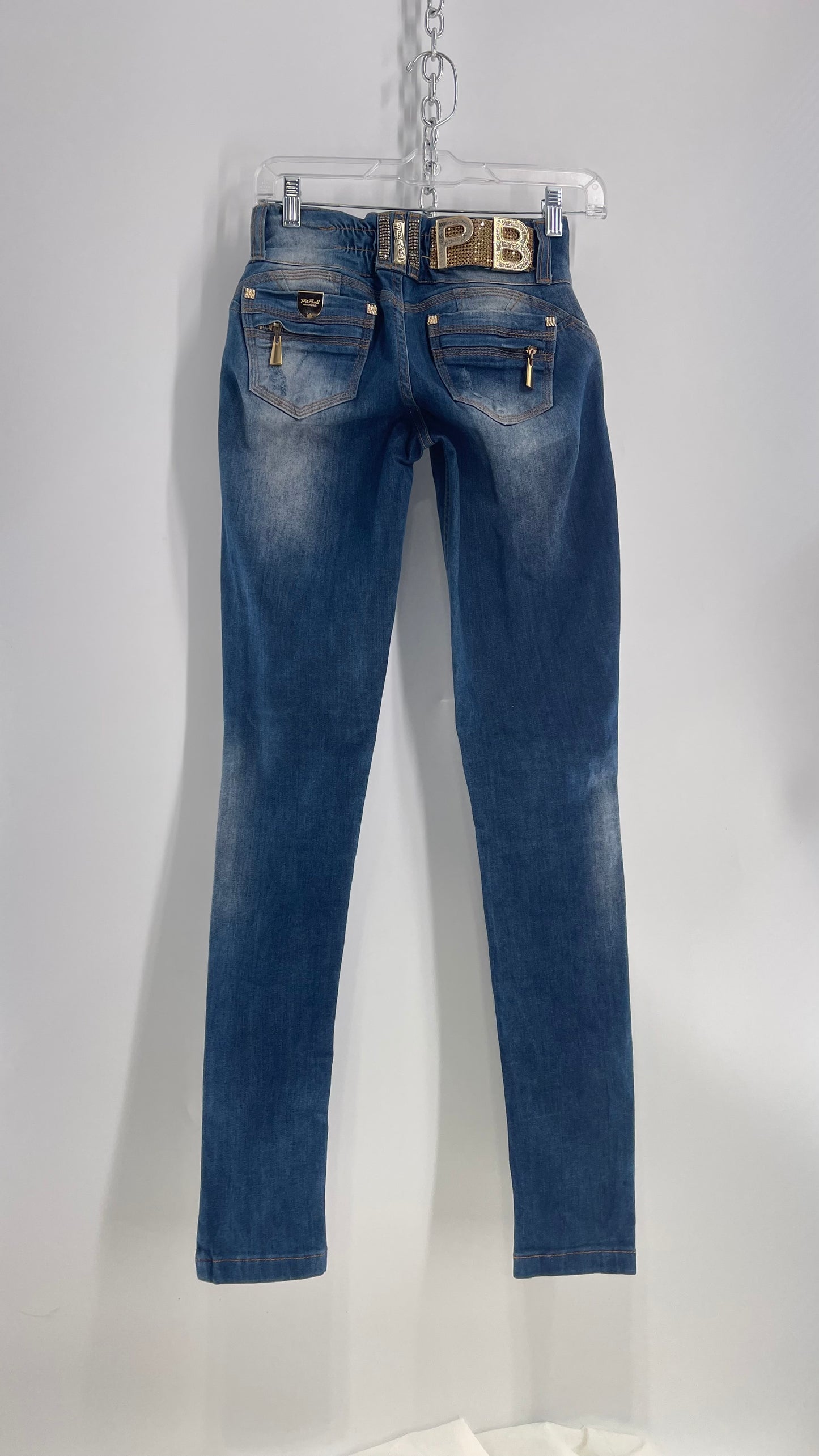 Vintage Brazilian PitBull Jeans with Fading and Gold Hardware Details (36)
