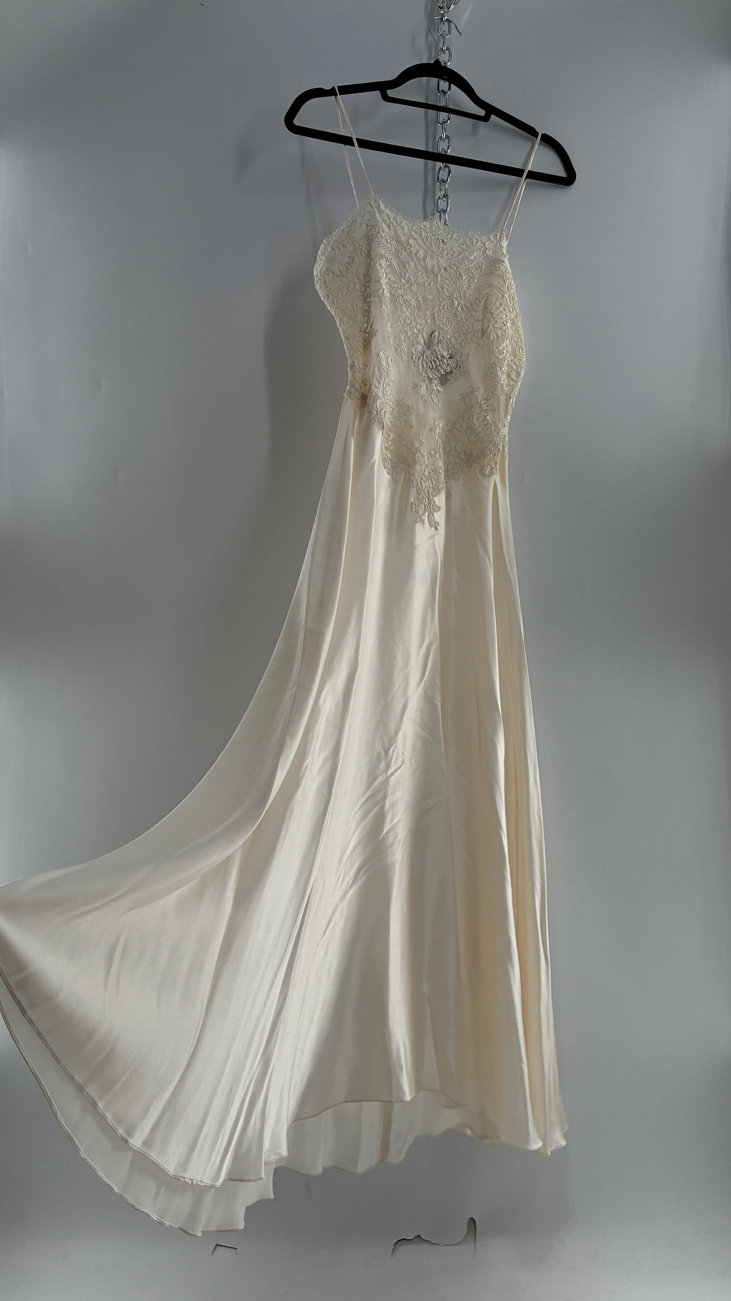 Vintage JONQUIL 100% Silk Gown with Heavy Lace Appliqués and Low Cut Sheer Back (Medium)