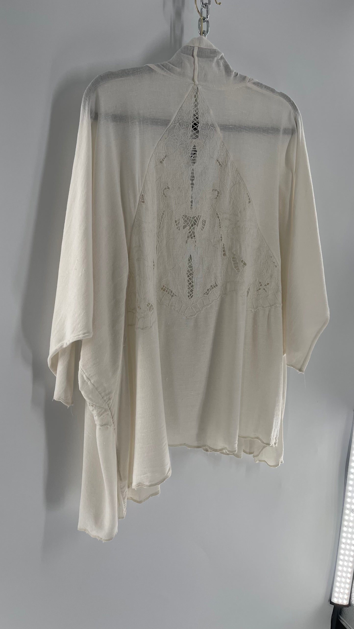 Intimately Free People Linen/Cotton White Cape with Embroidery Design (Medium)