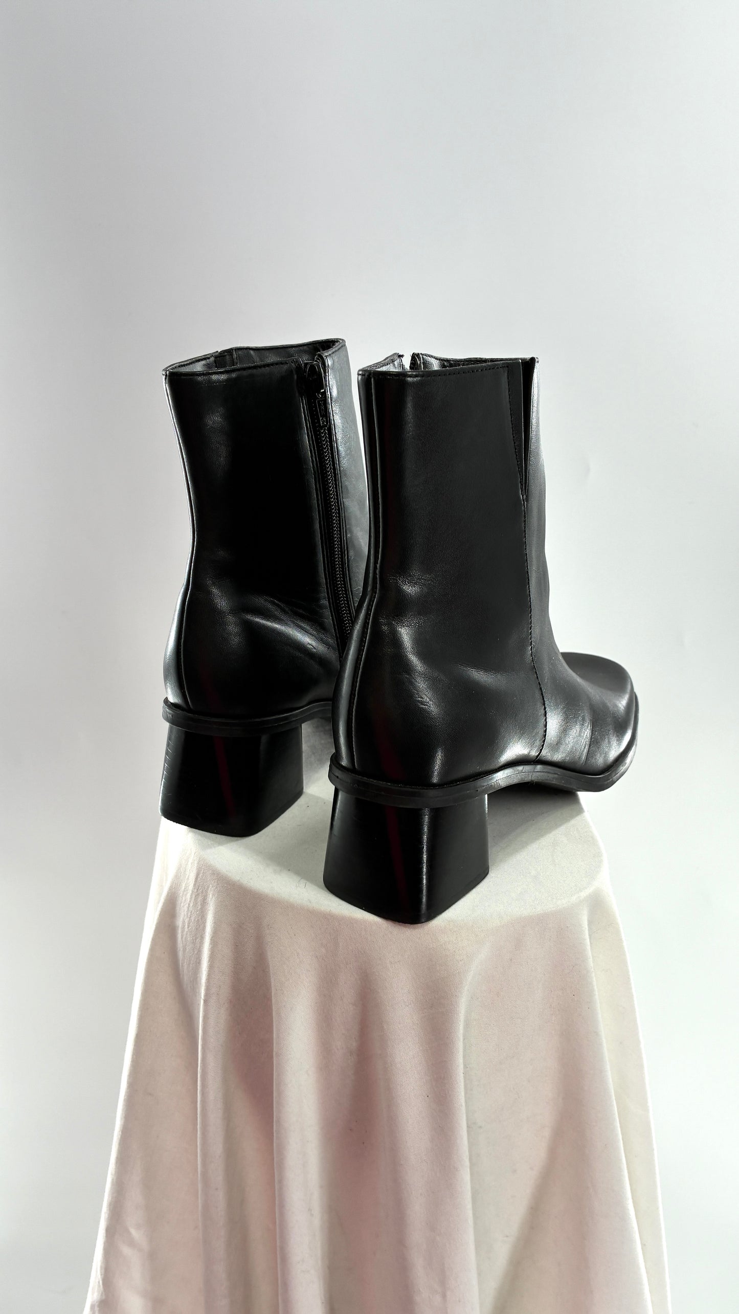 Vintage Naturalizer Black Square Toe Genuine Leather Block Heel Boots Made in Brazil (8)