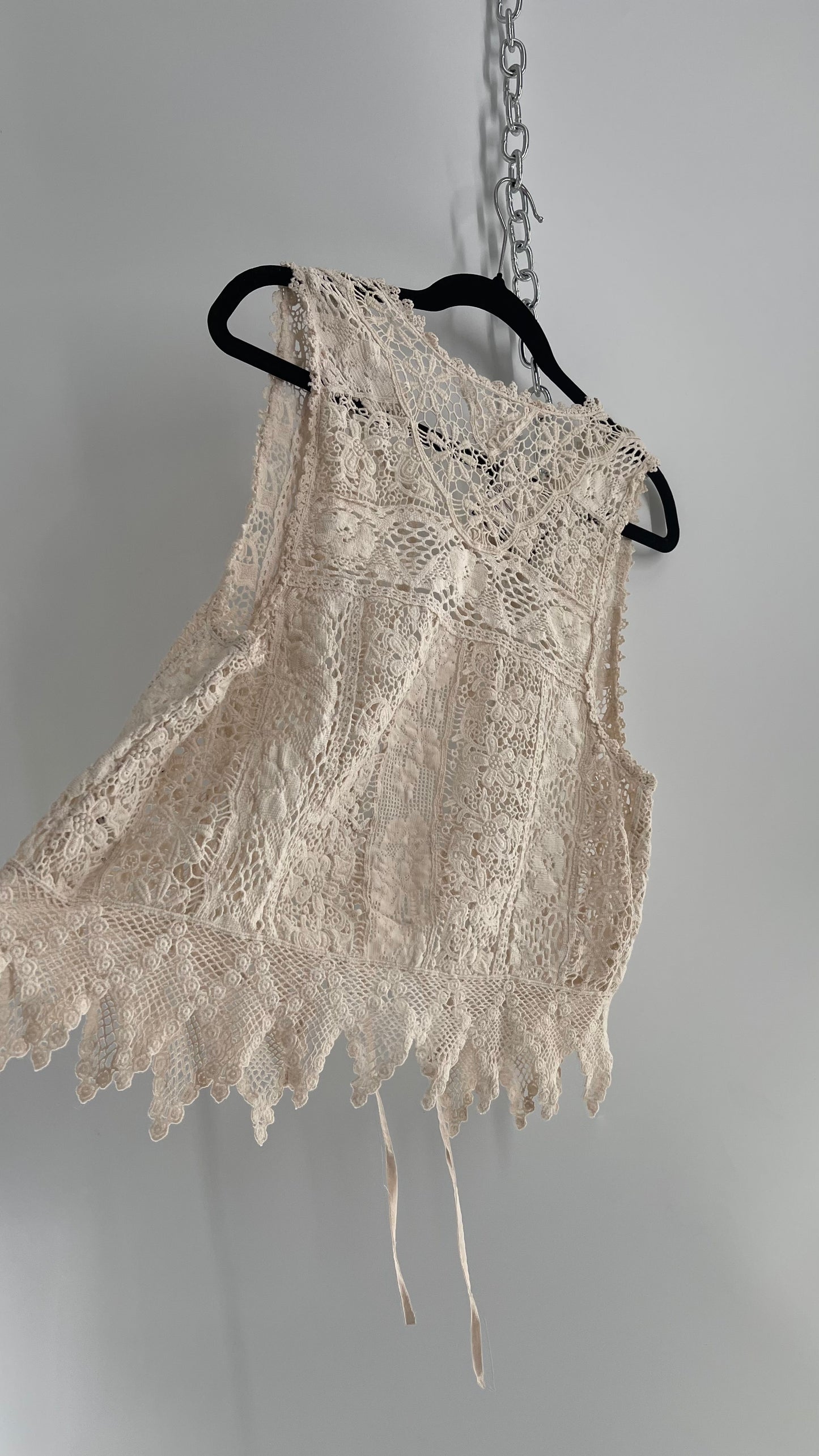 Free People Leah Off White Lace Crochet Vest/ Tie Bust Sleeveless Top (Medium)