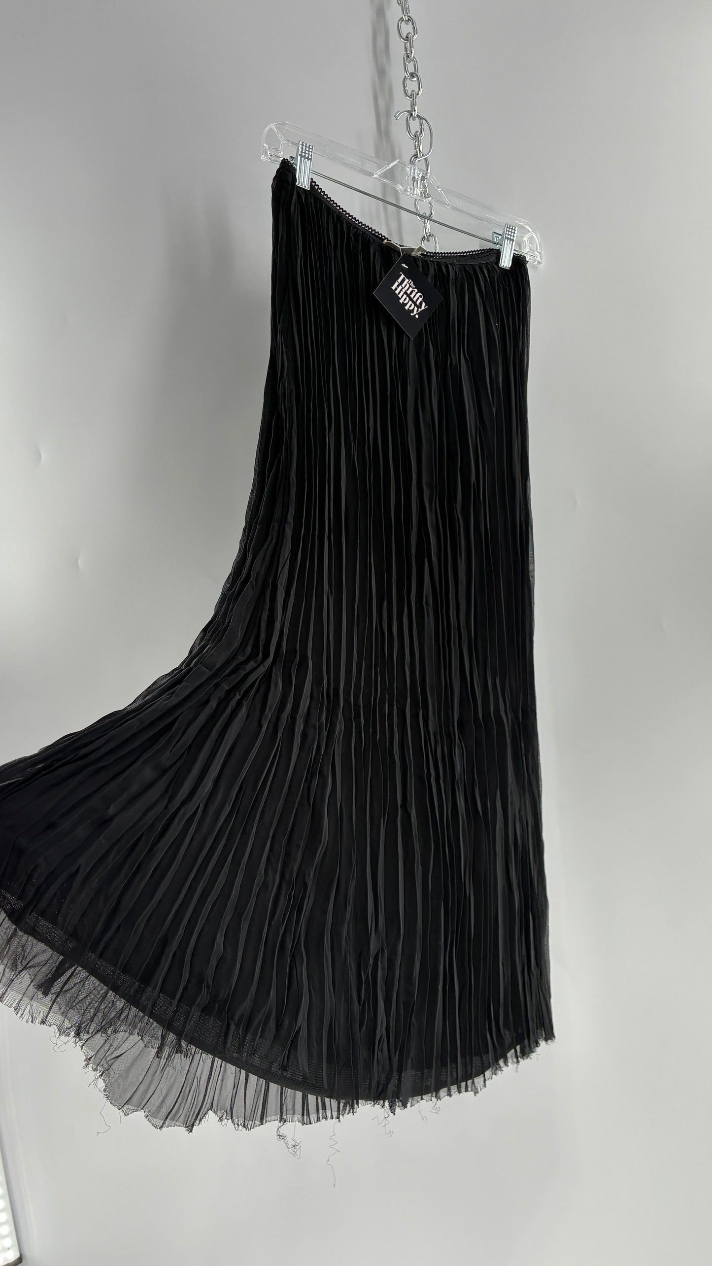 Vintage WORTHINGTON Black Crimped Skirt (S/M)