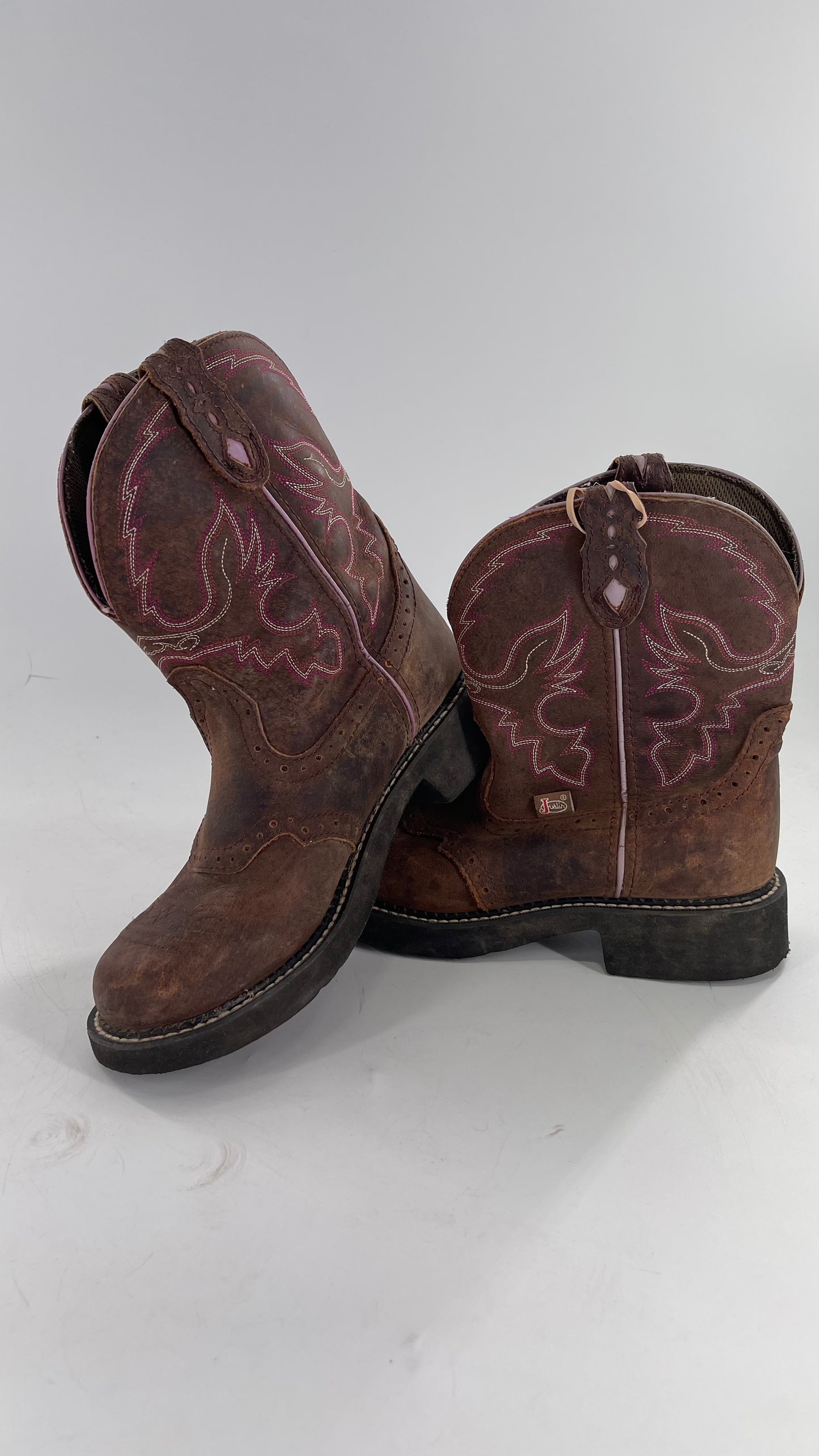Justin Gypsy Edition Brown Leather Short Cowboy Boot with Pink Embroidery/Stitching (9)