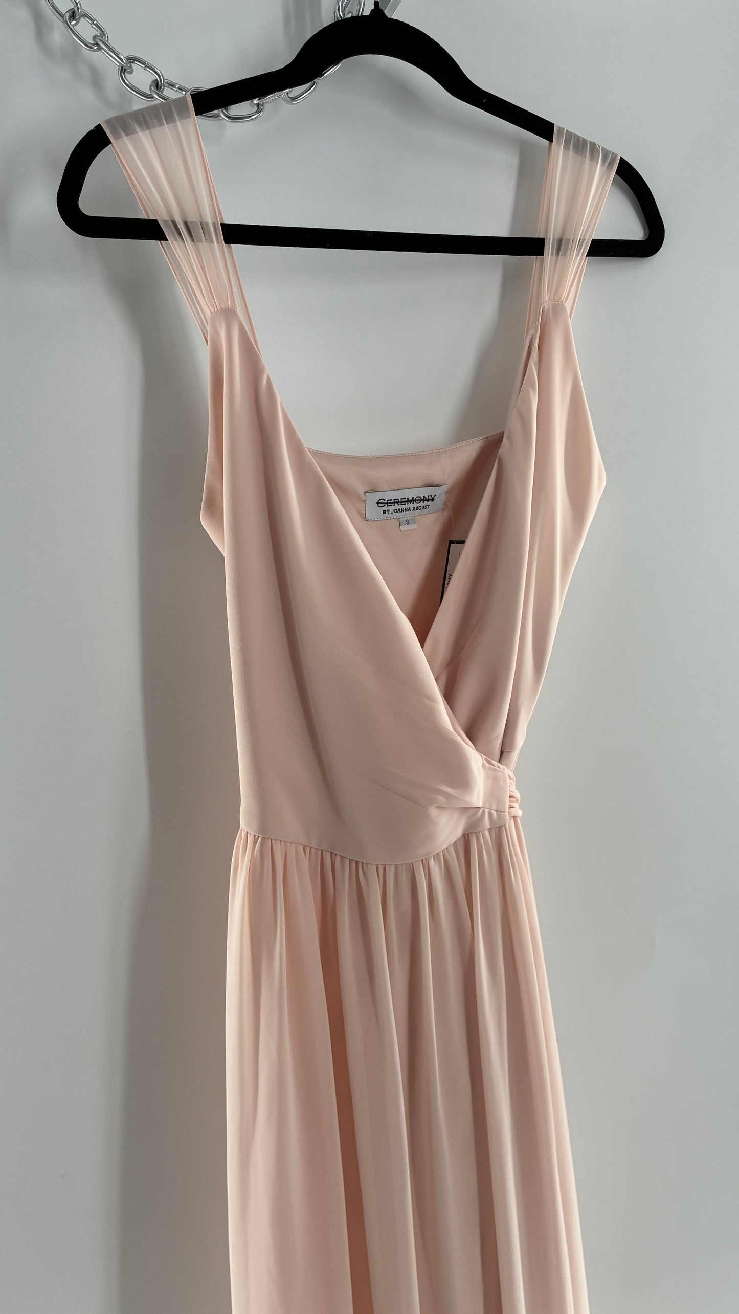 CEREMONY Joanna August Ballet Slipper Pink Vented Gown with Tied Waist (Small)