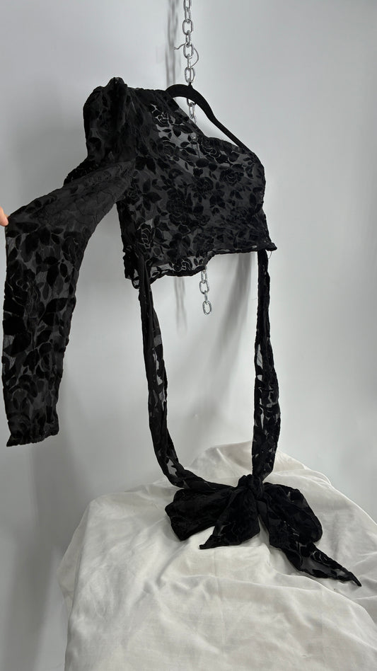 LIONESS Black Sheer Velvet Burn Out One Sleeve Tie Waist Blouse (XS)