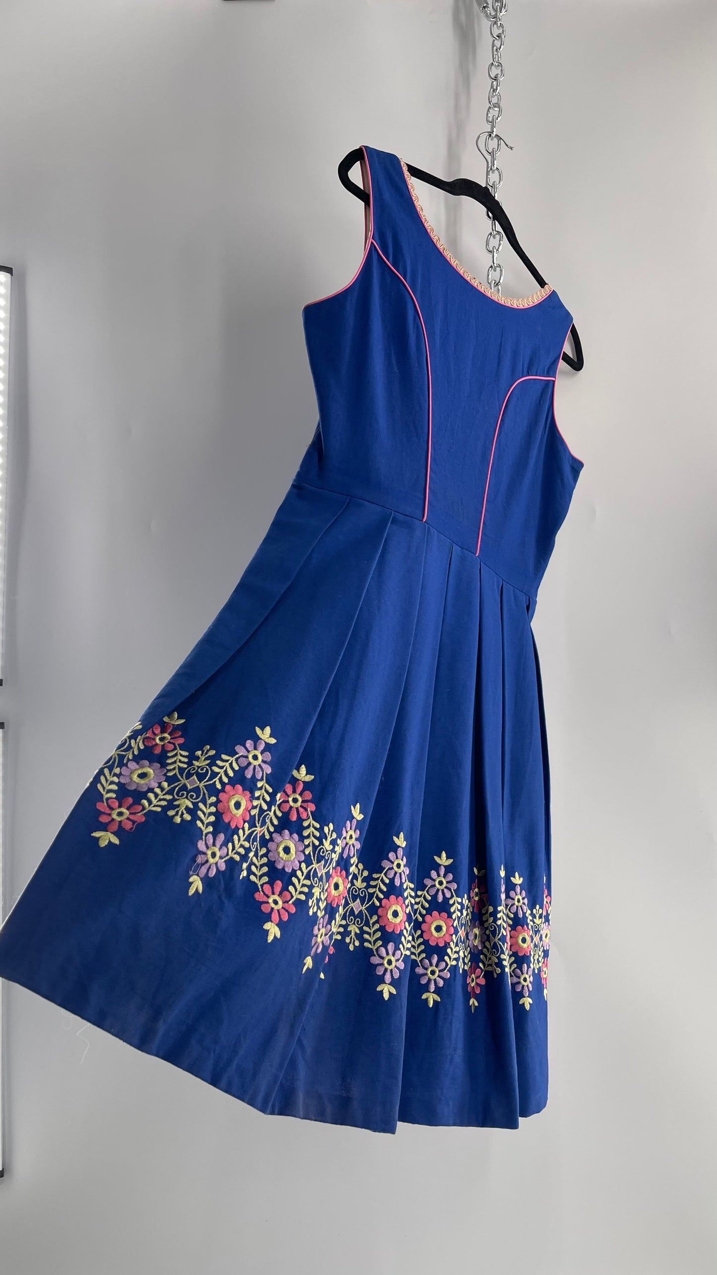 Vintage 1970s Spitzing Modell Wilhelm Picherer Hohenkirchen Traditional German Hand Embroidered Royal Blue Dress (M)
