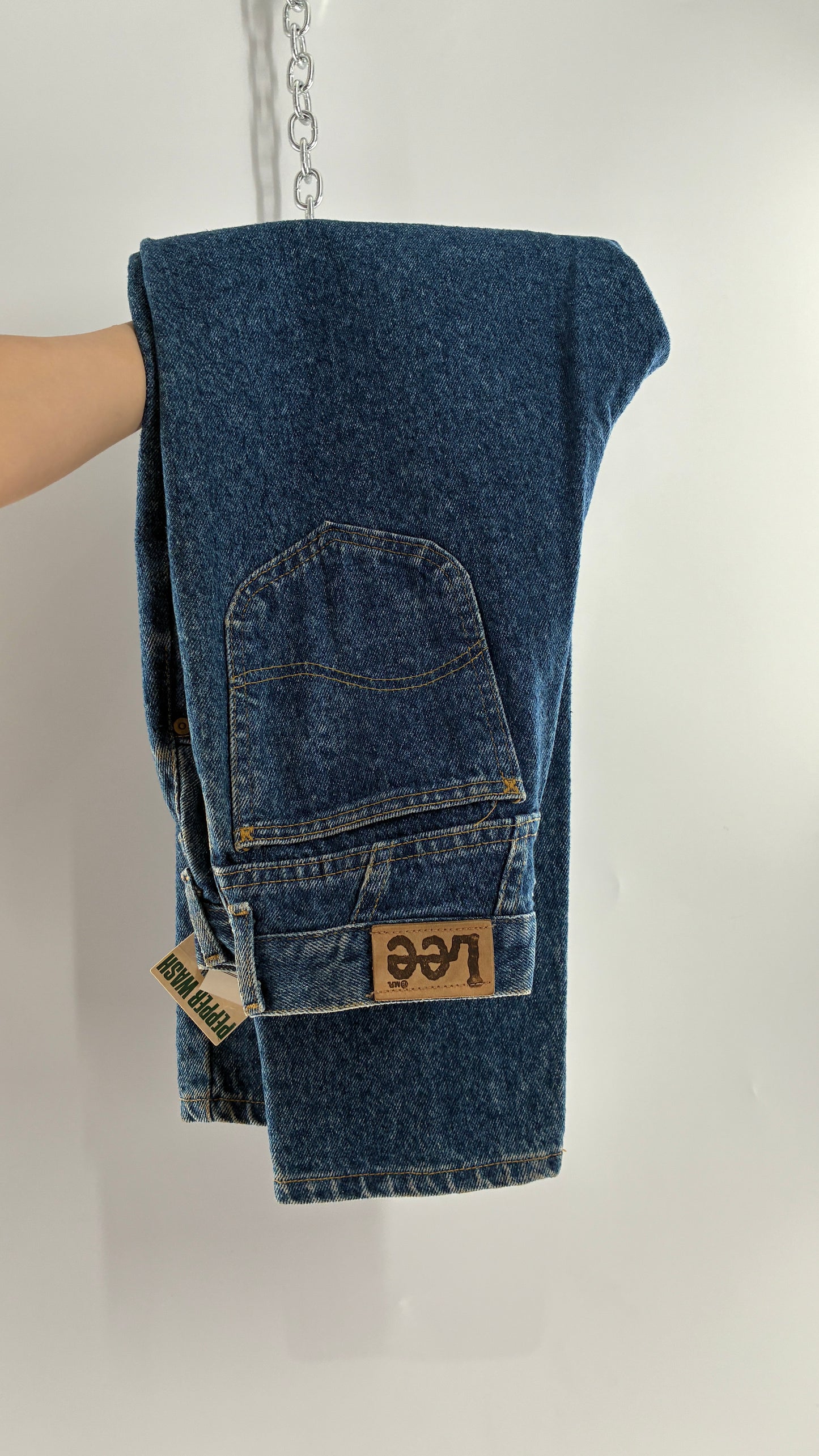 Deadstock Vintage 1980s Lee Stone Wash Mom Jean (12P)