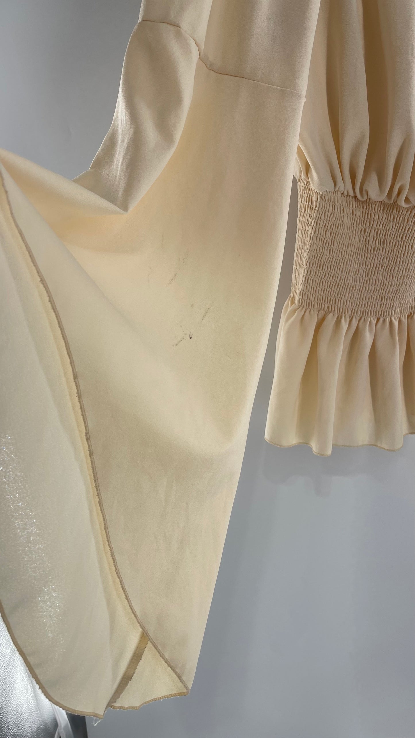 Vintage Off White Smocked Waist Bell Sleeve Wanderlust Blouse(S/M)