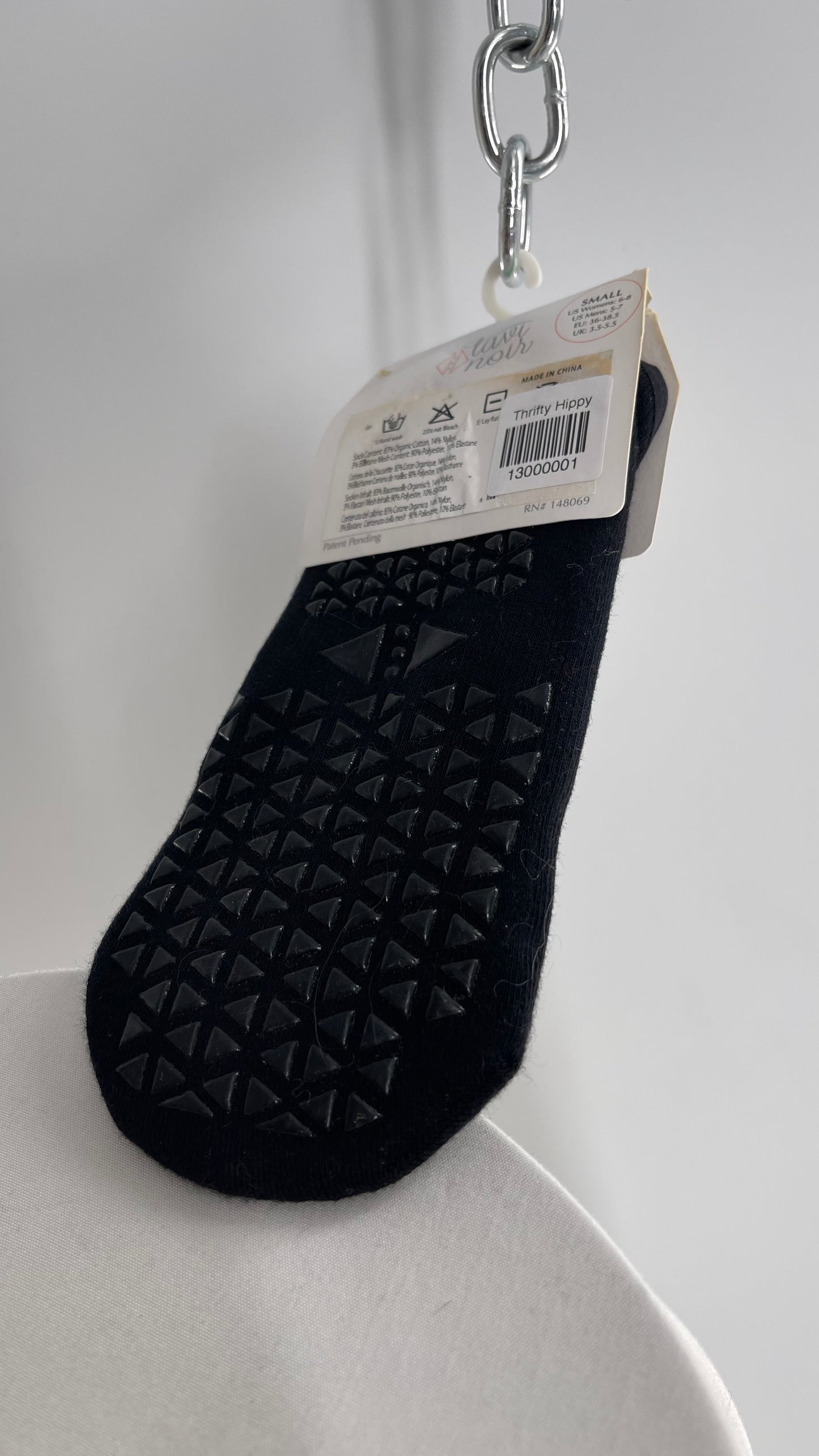 TAVINOIR Black and Lace Socks with Grip
