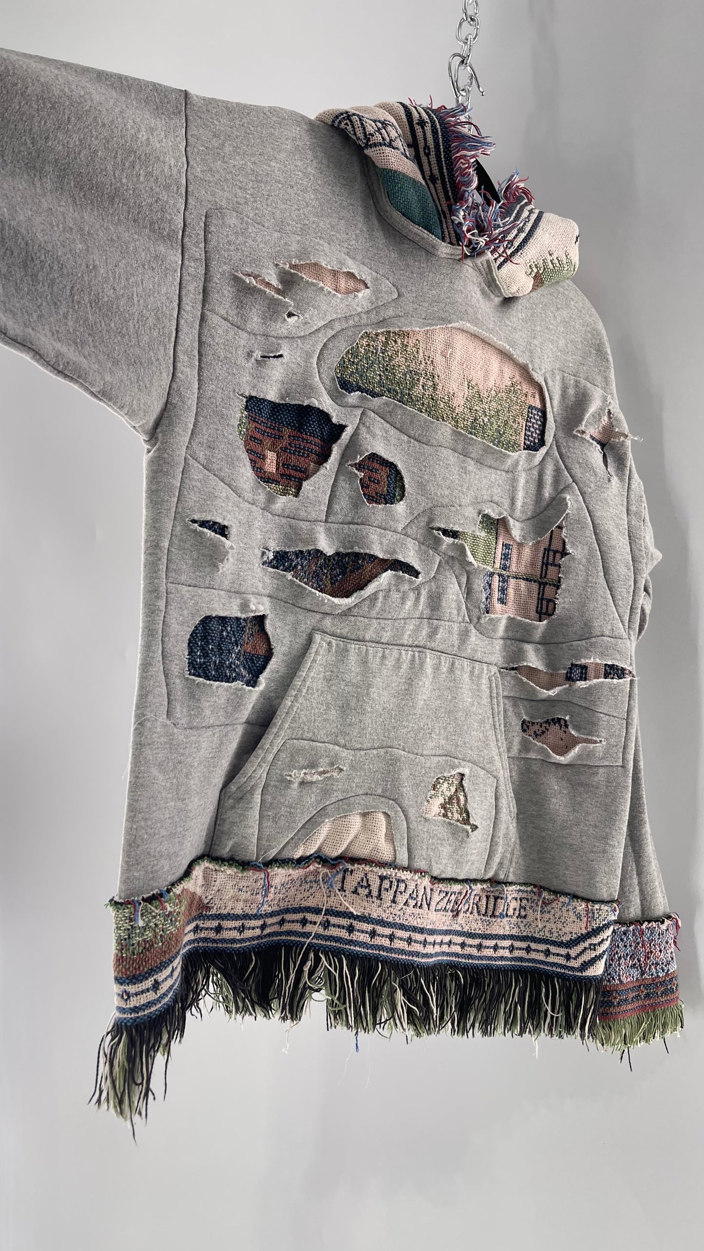 CUSTOM NY Tappanzee Rugged Distressed Blanket Hoodie with Coloration Gradient (S/M)