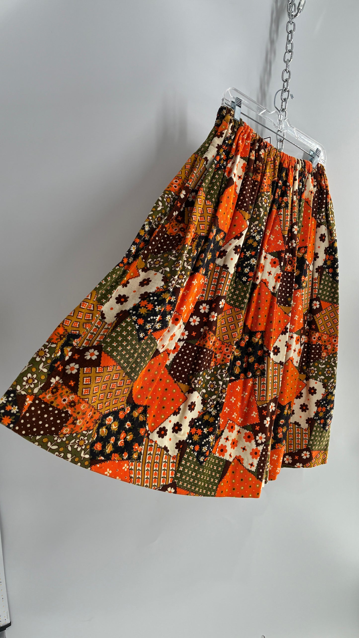 Vintage 1970s Handmade Corduroy Patchwork Patterned Full Skirt (S/M)