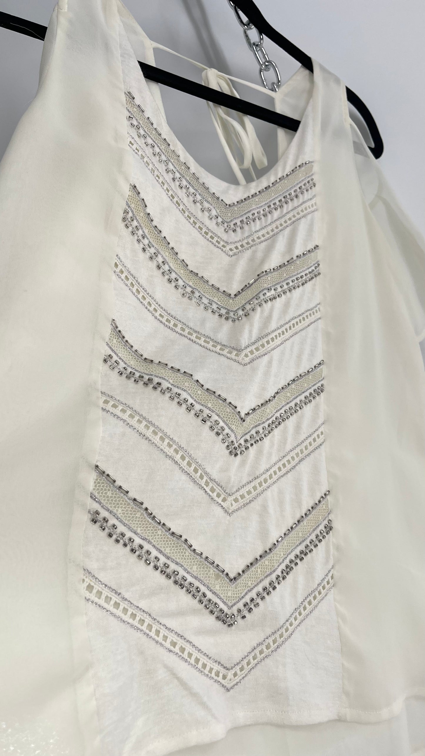 BKE White Cold Shoulder Short Sleeve Blouse with Beaded Panel (Medium)