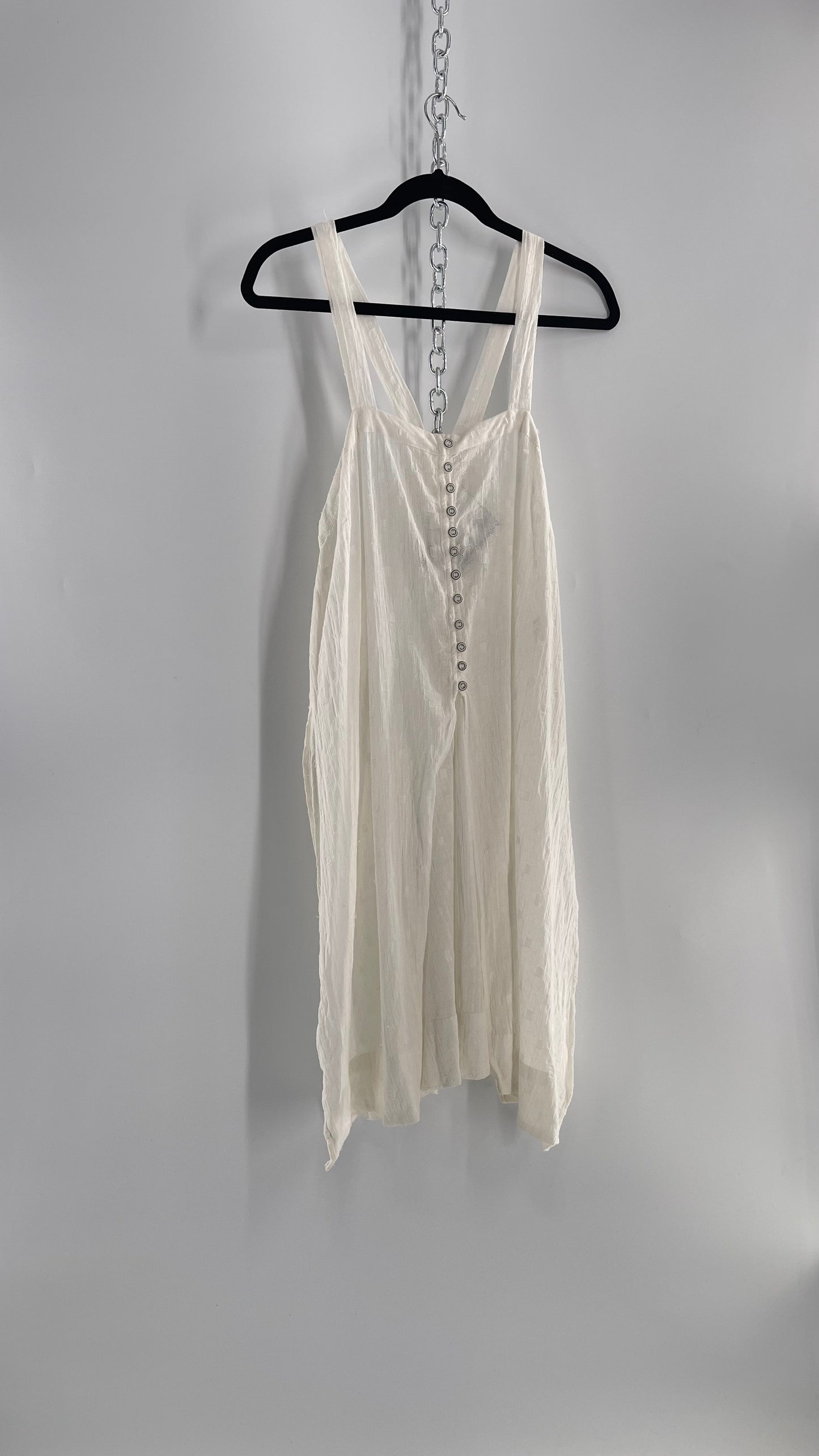 Anthropologie White Sweeping and Vented Button Front Tank (Large)