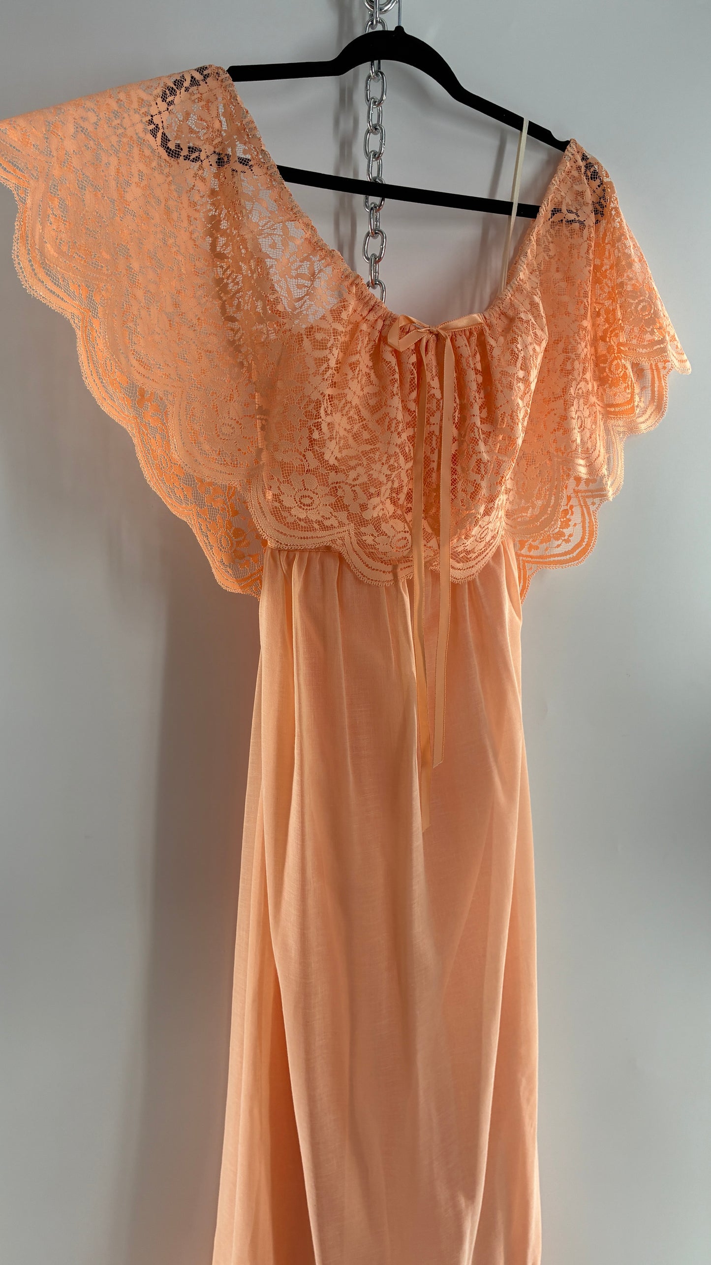Vintage 1960s Ruffled Off the Shoulder Peach Full Length Voluminous Gown with Tie Back (9/10)
