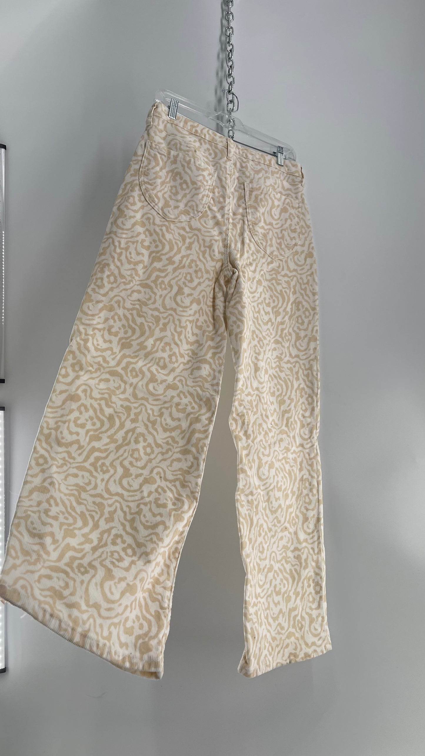 PTCL Corduroy White and Beige Leopard (30)