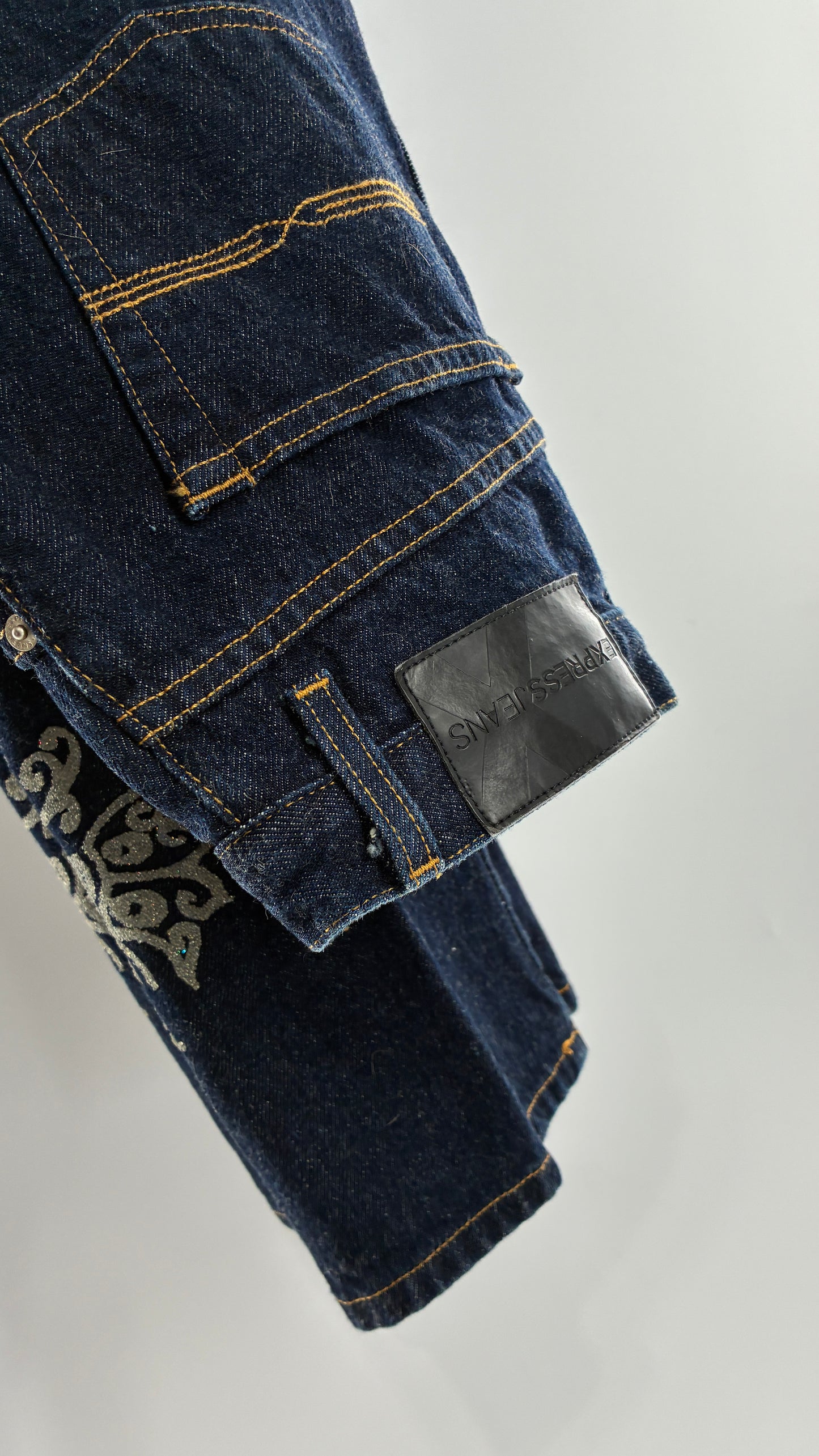 Vintage EXPRESS JEANS Dark Wash with Iridescent, Embellished, Textured Design Running Down Pant Leg (3/4)