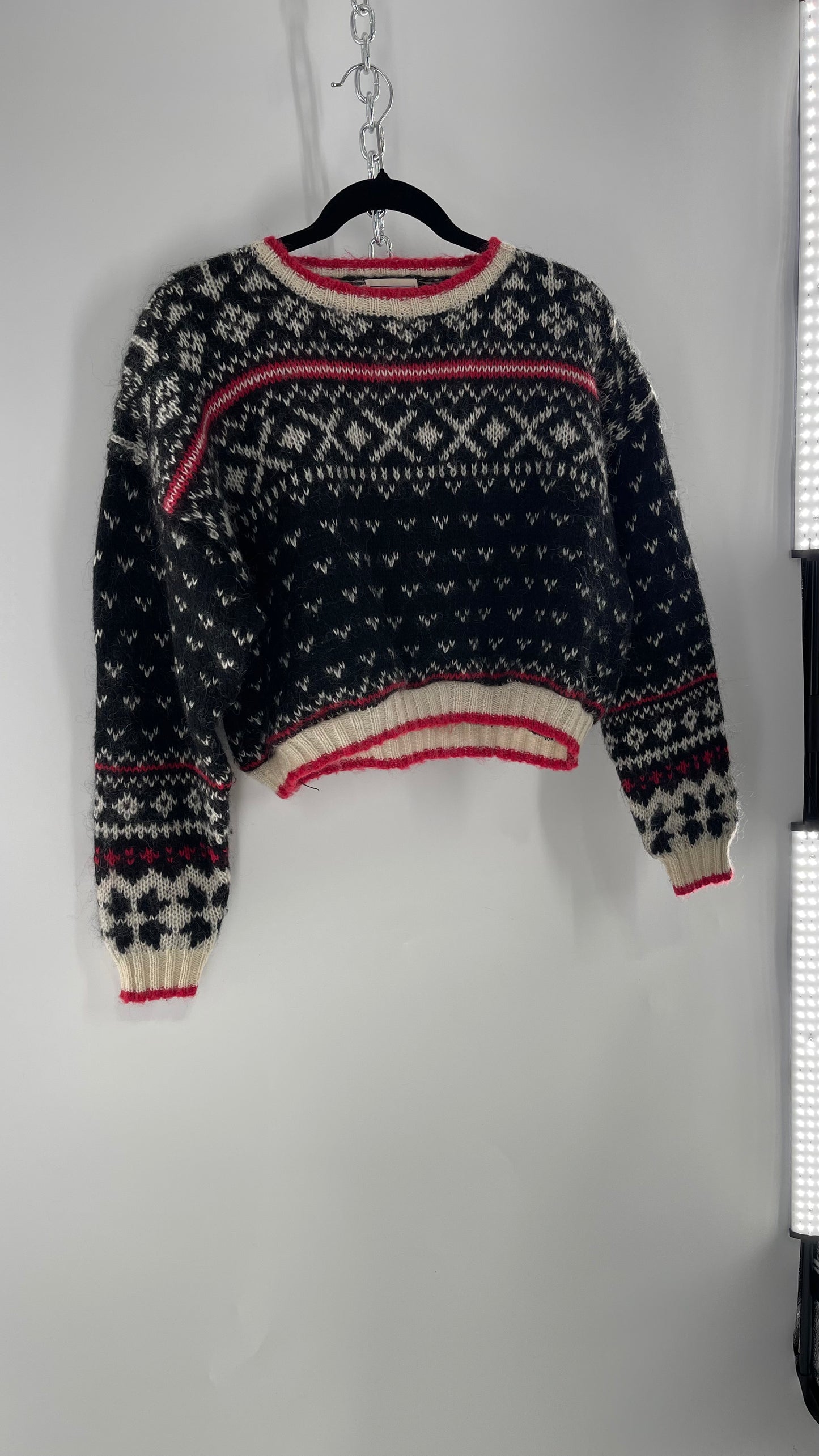 1980s Vintage Wool Black/White/Red Cropped Sweater (Medium)