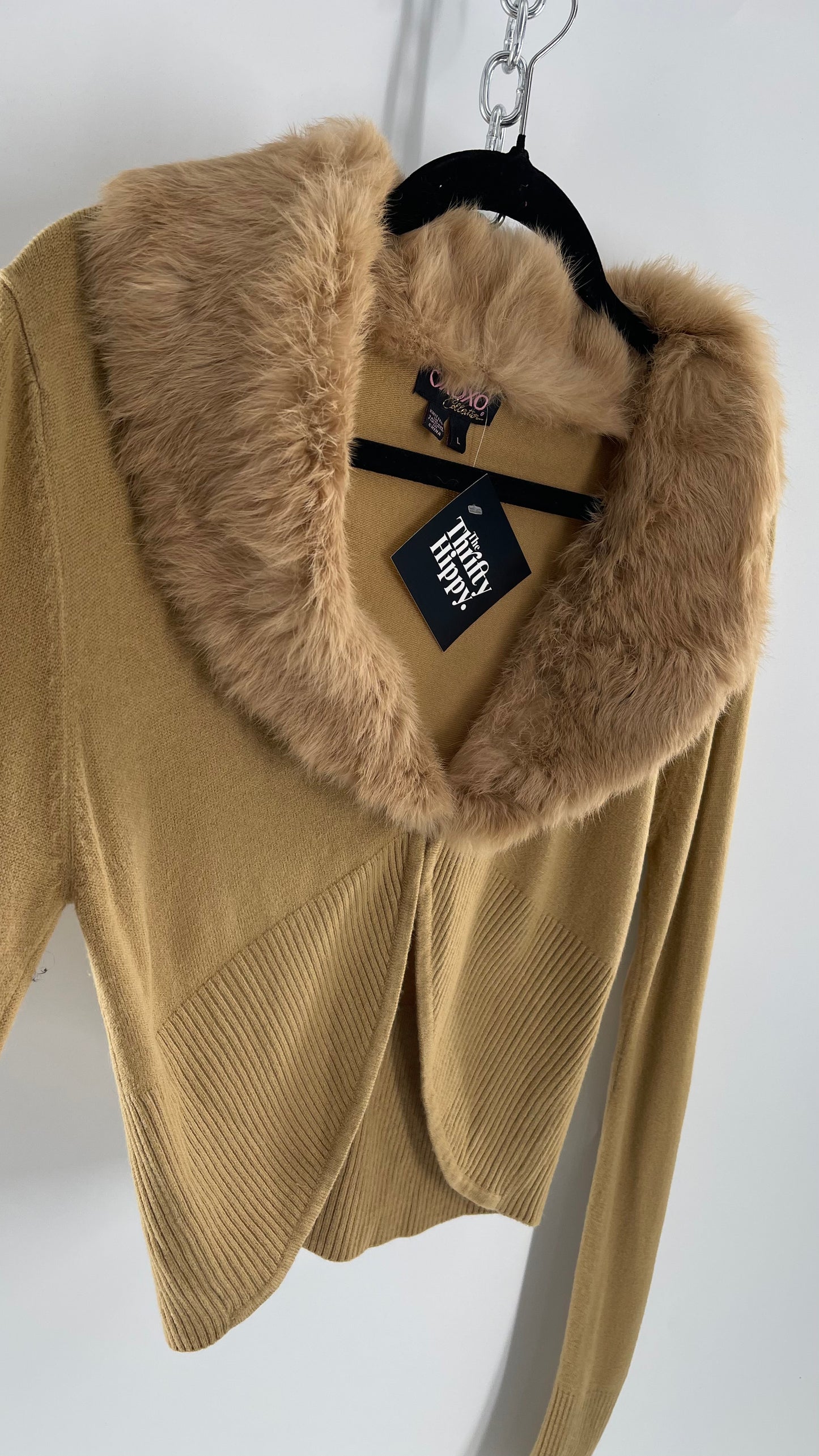 Vintage XOXO Tan Fasten Bust Cropped Cardigan Shrug with Genuine Rabbit Fur Exaggerated Collar (Large)
