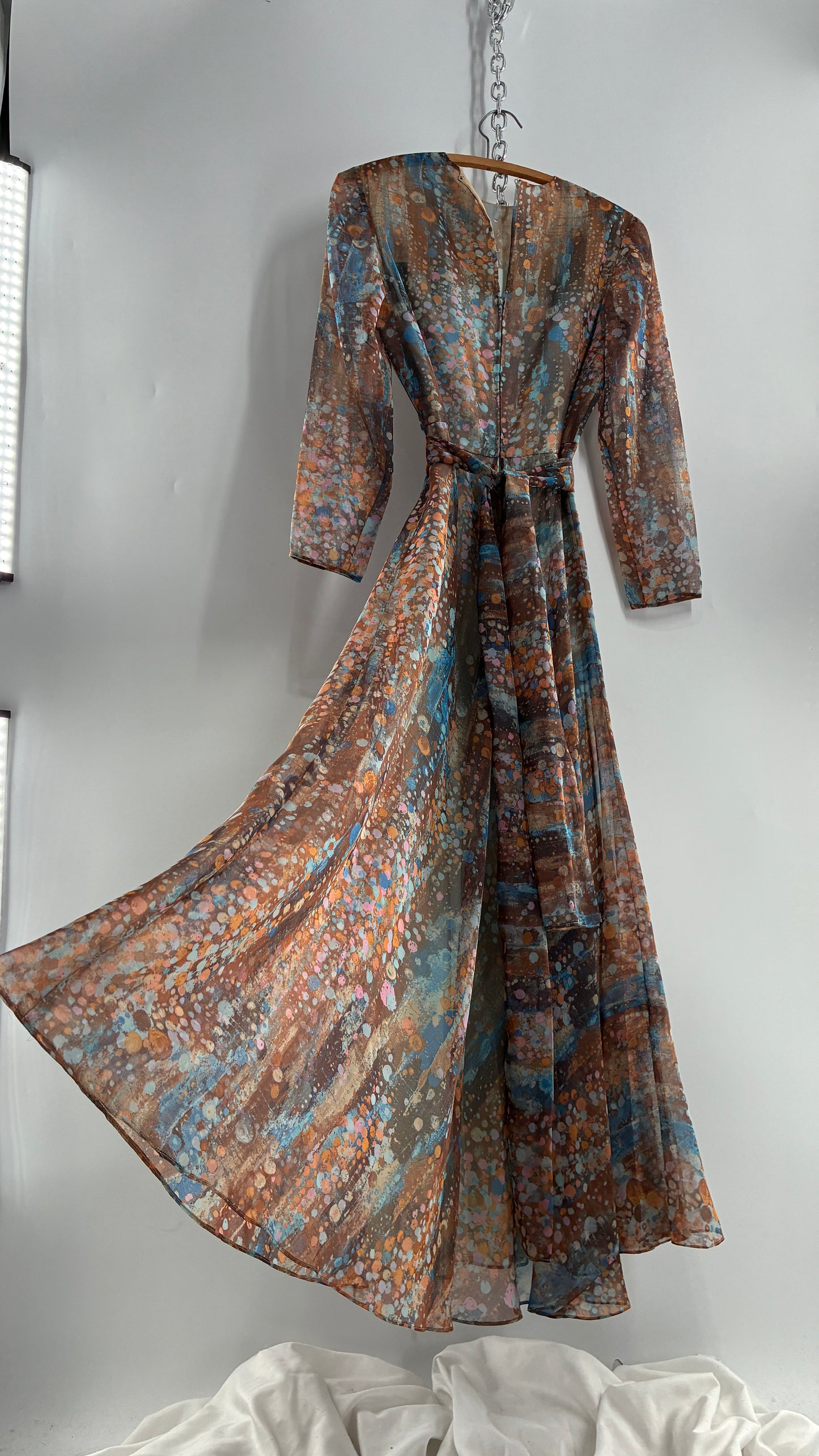 Vintage 1970s HELEN BASS Brown, Orange, Blue Voluminous Maxi Dress (S)